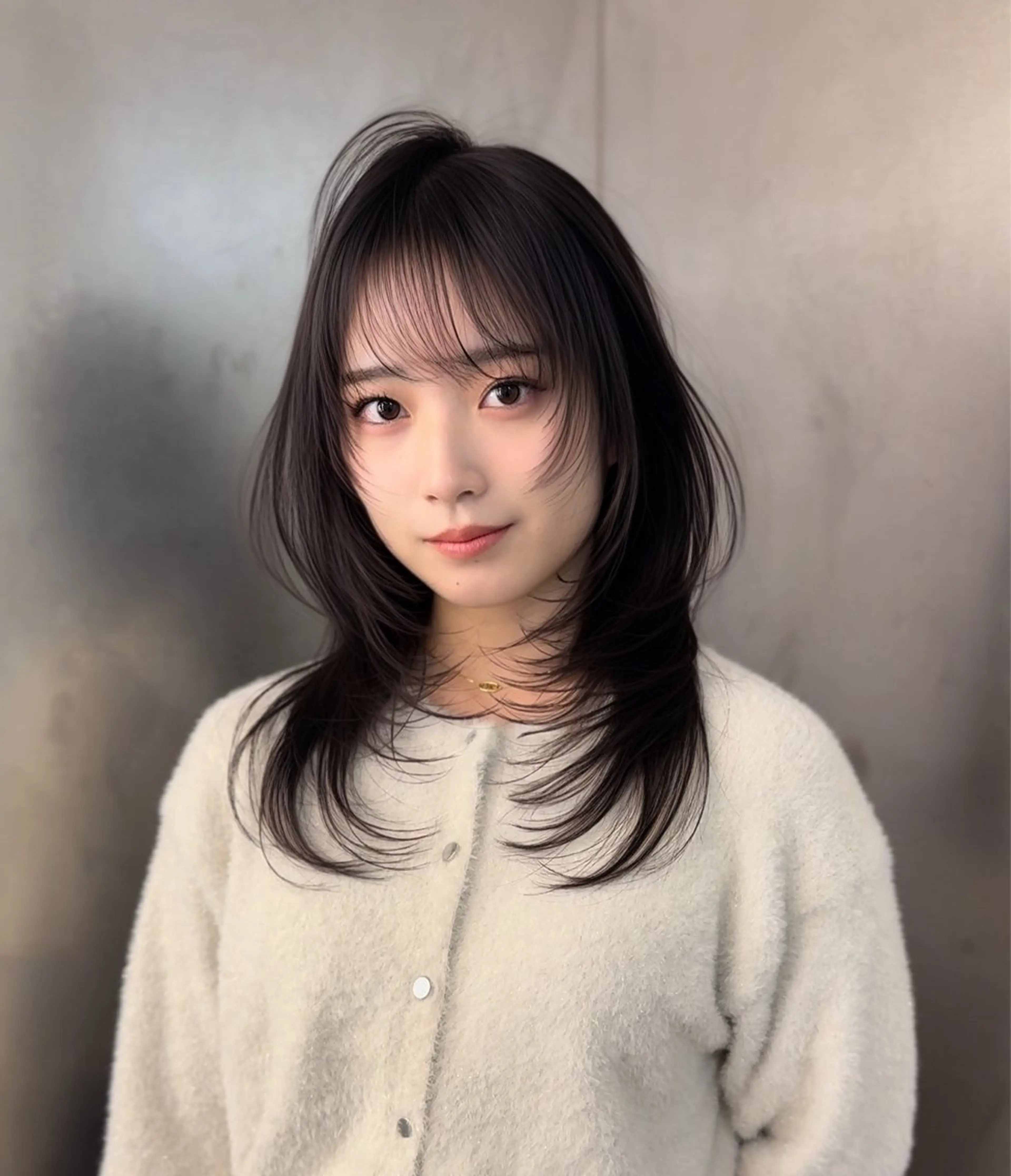 セミロング レイヤーカット シュルール所属・宮本 幸樹のヘアスタイル