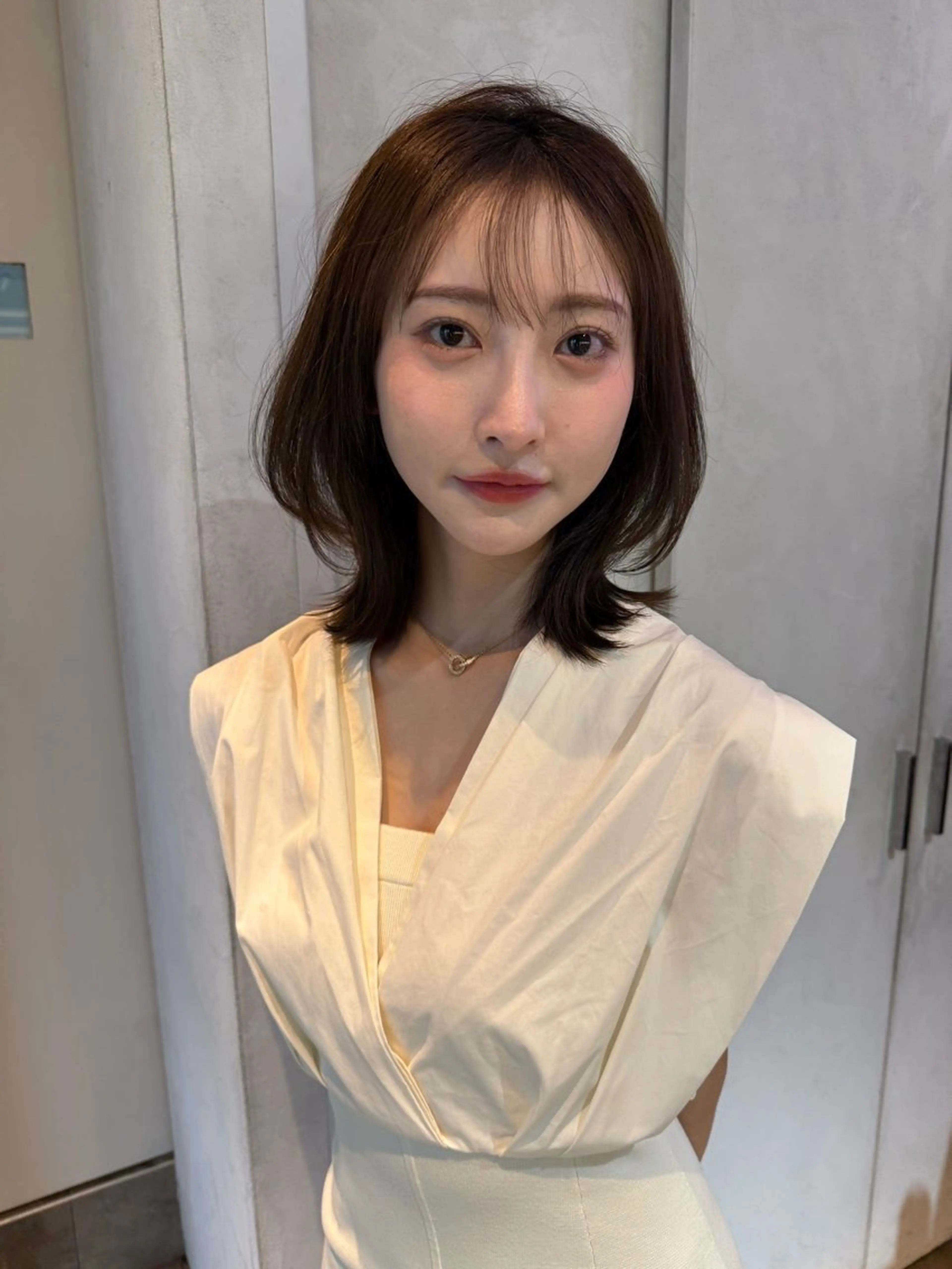 ミディアム カット ヘアカラー トリートメント yelm所属・🫒オリーブカラー ミディアムレイヤー✨のヘアスタイル