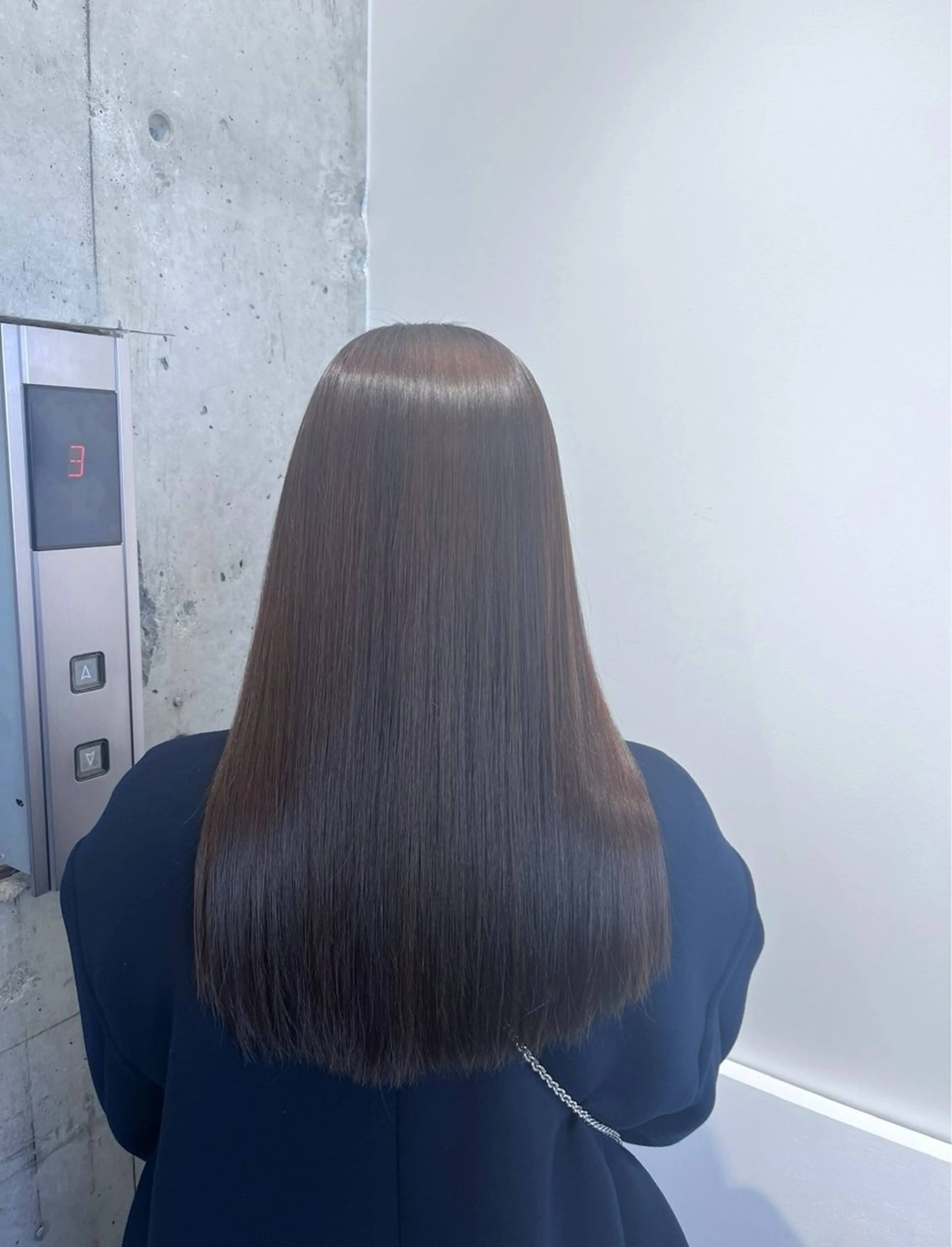 ロング カラー ヘアカラー トリートメント newi 天王寺 🪐airiのヘアスタイル