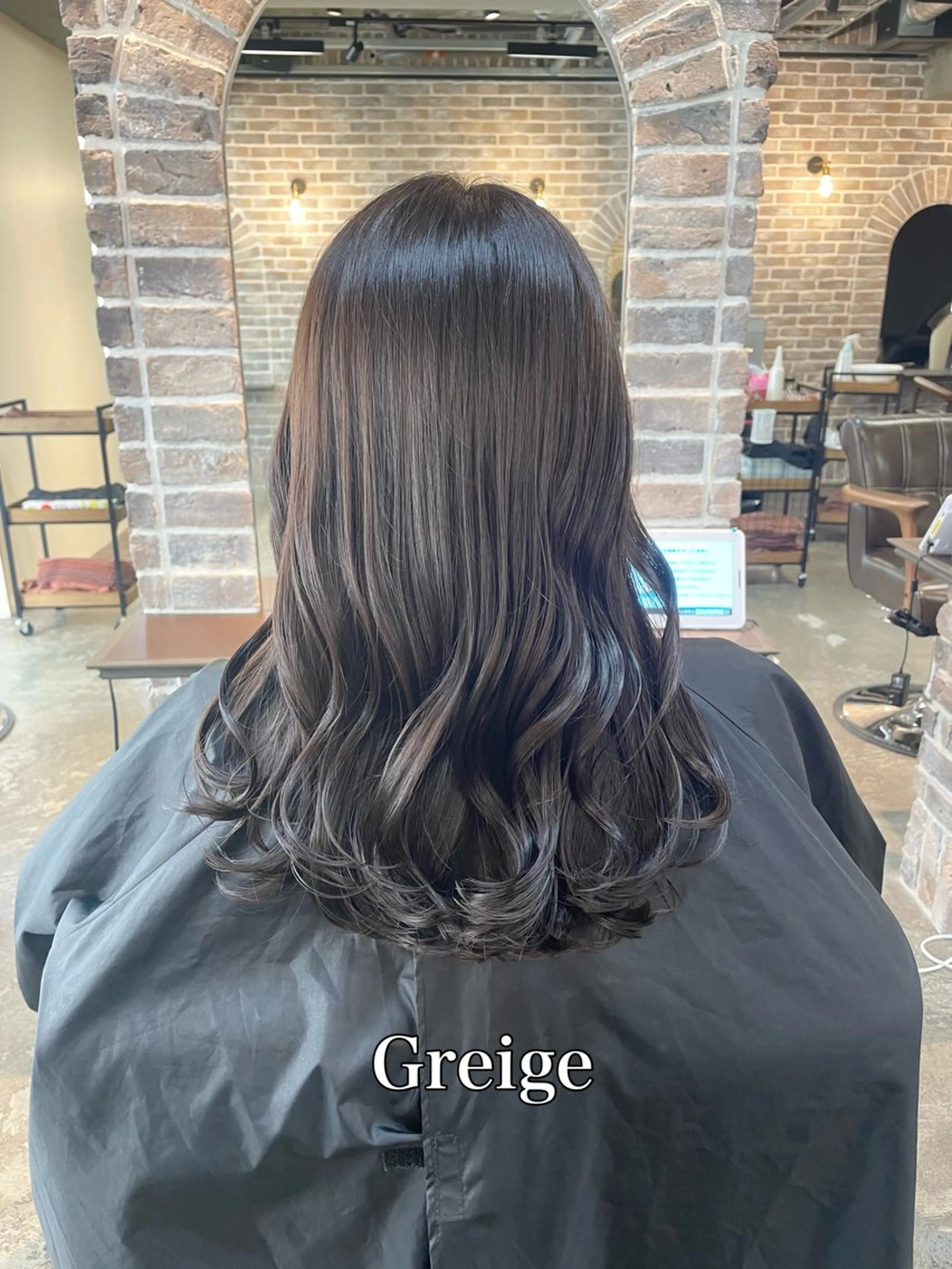 セミロング カラー グレージュ ACROあべの店所属・艶カラー/インナー /グラデ/大西小百合のヘアスタイル