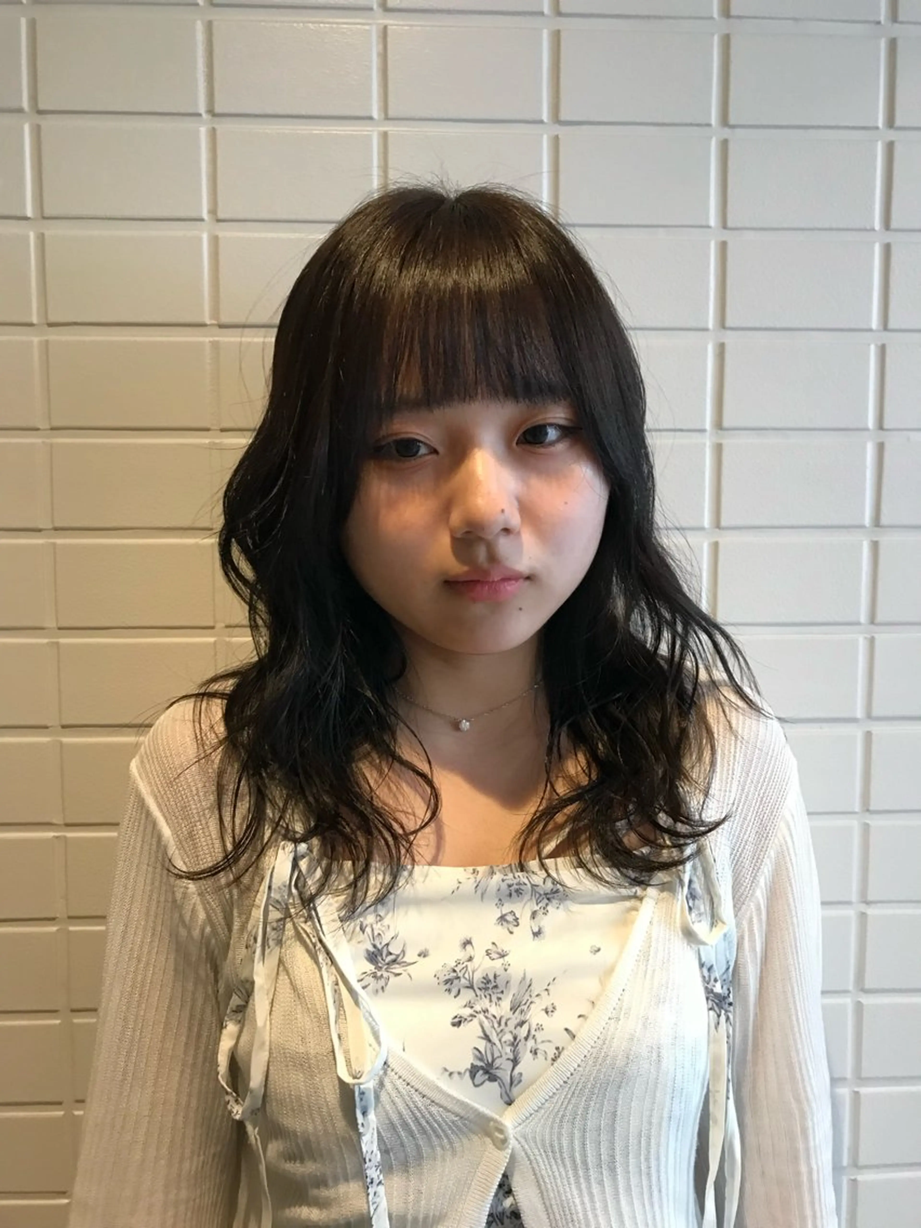 セミロング カノン／伏見/栄 パーマモデルのヘアスタイル