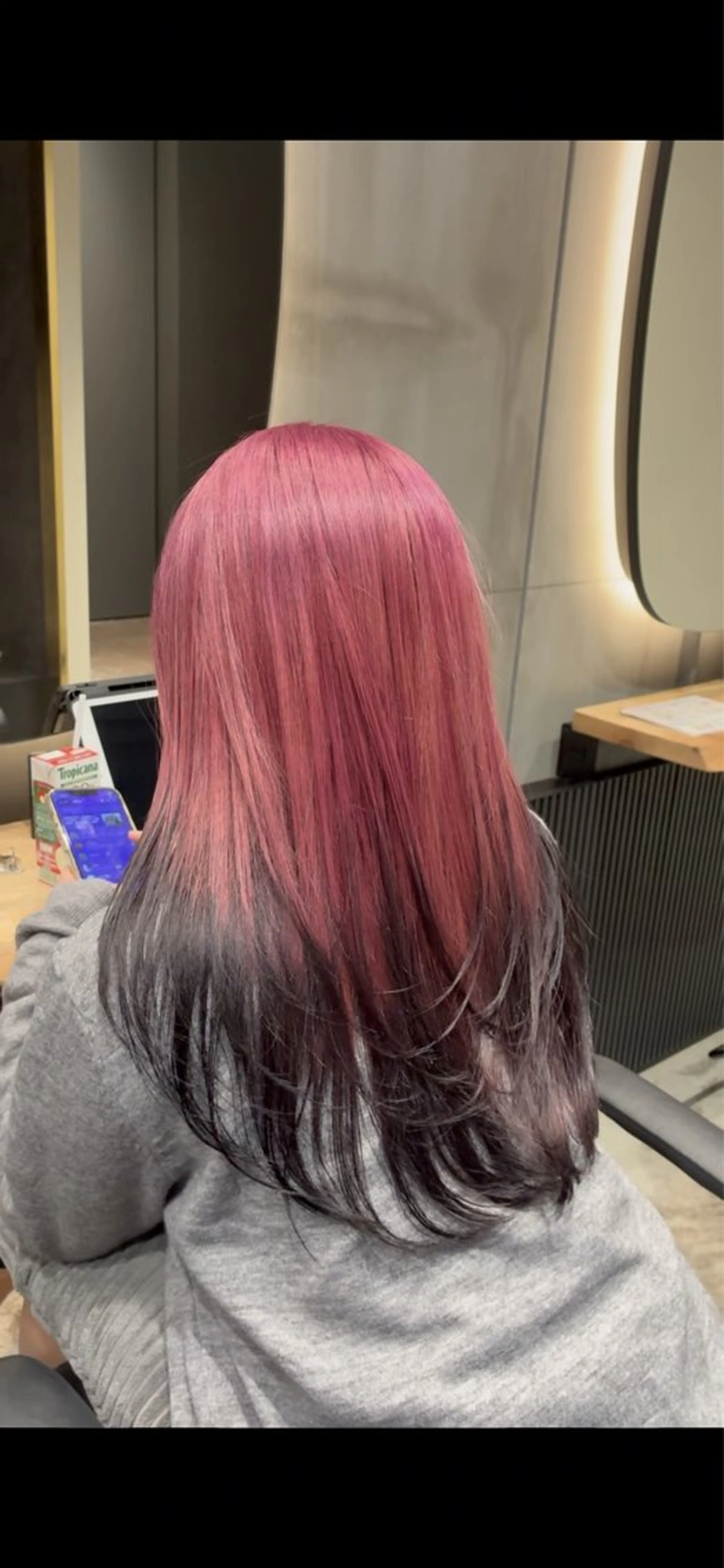 ロング カラー デザインカラー カット ヘアカラー トリートメント 銀座／柔らかベージュ ／骨格診断／三井遥叶のヘアスタイル