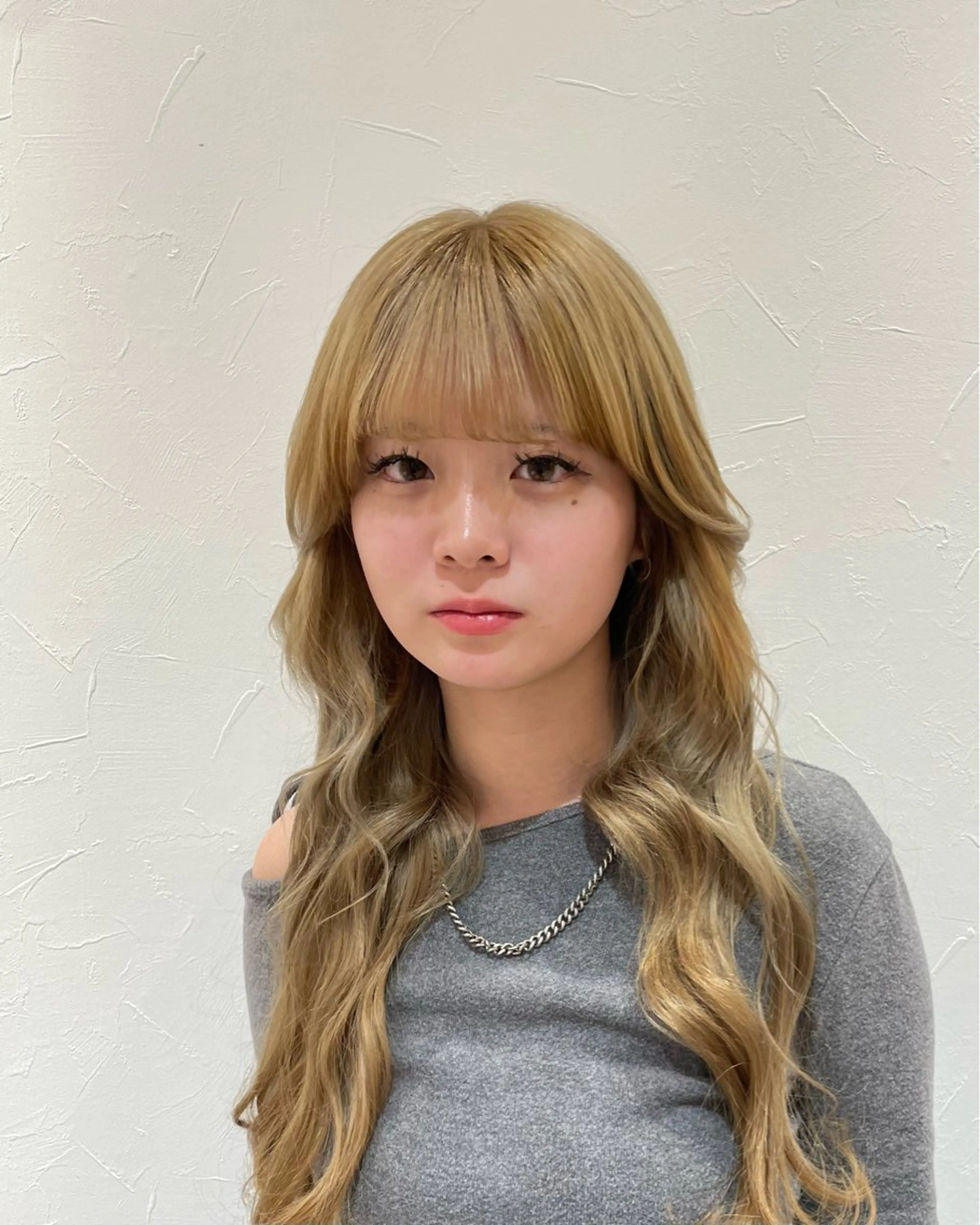 ロング カラー こだわりハイトーン/ ケアブリーチ/岸のヘアスタイル