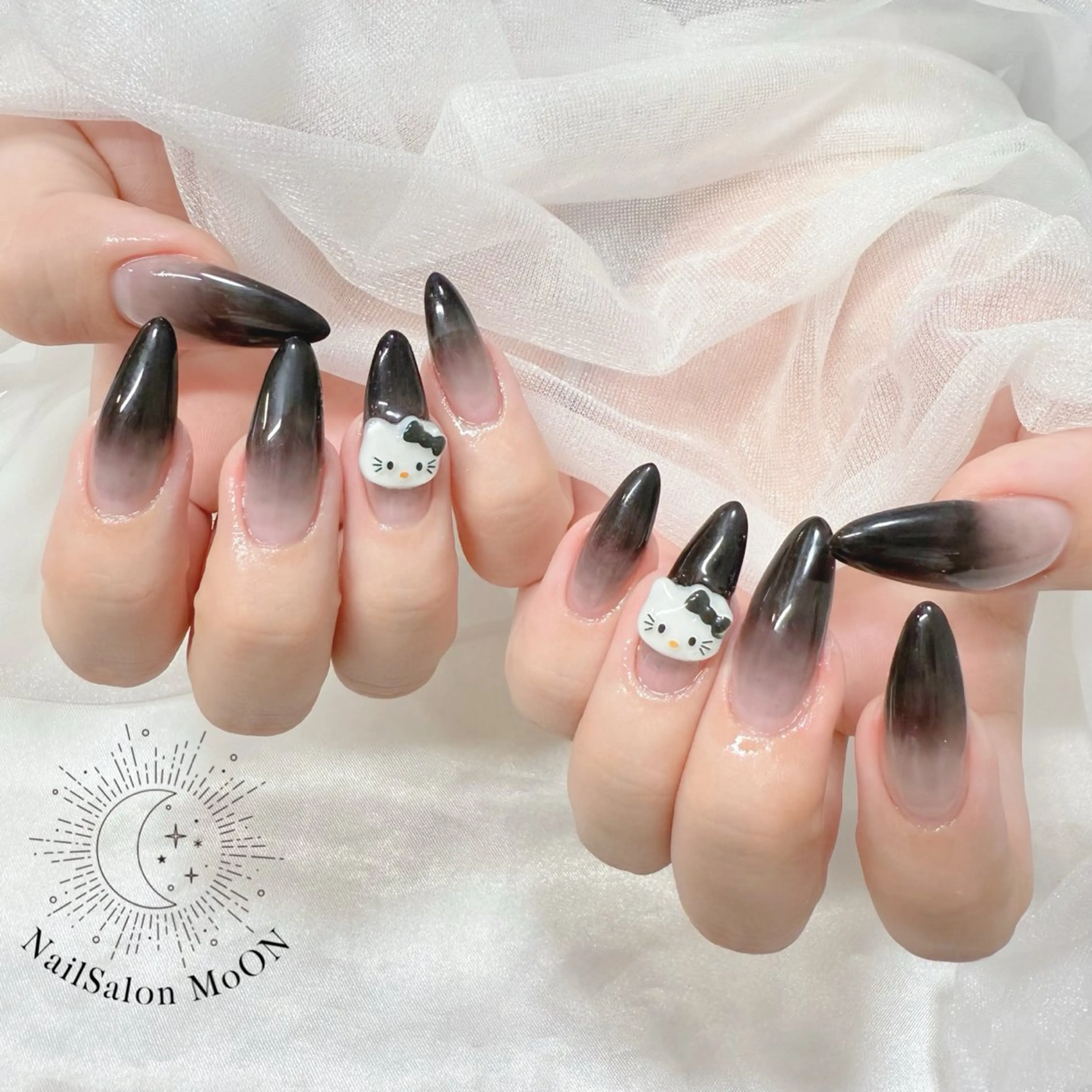 ネイル ハンドネイル ハンドケア MoON...❤︎ MeGuのネイルデザイン
