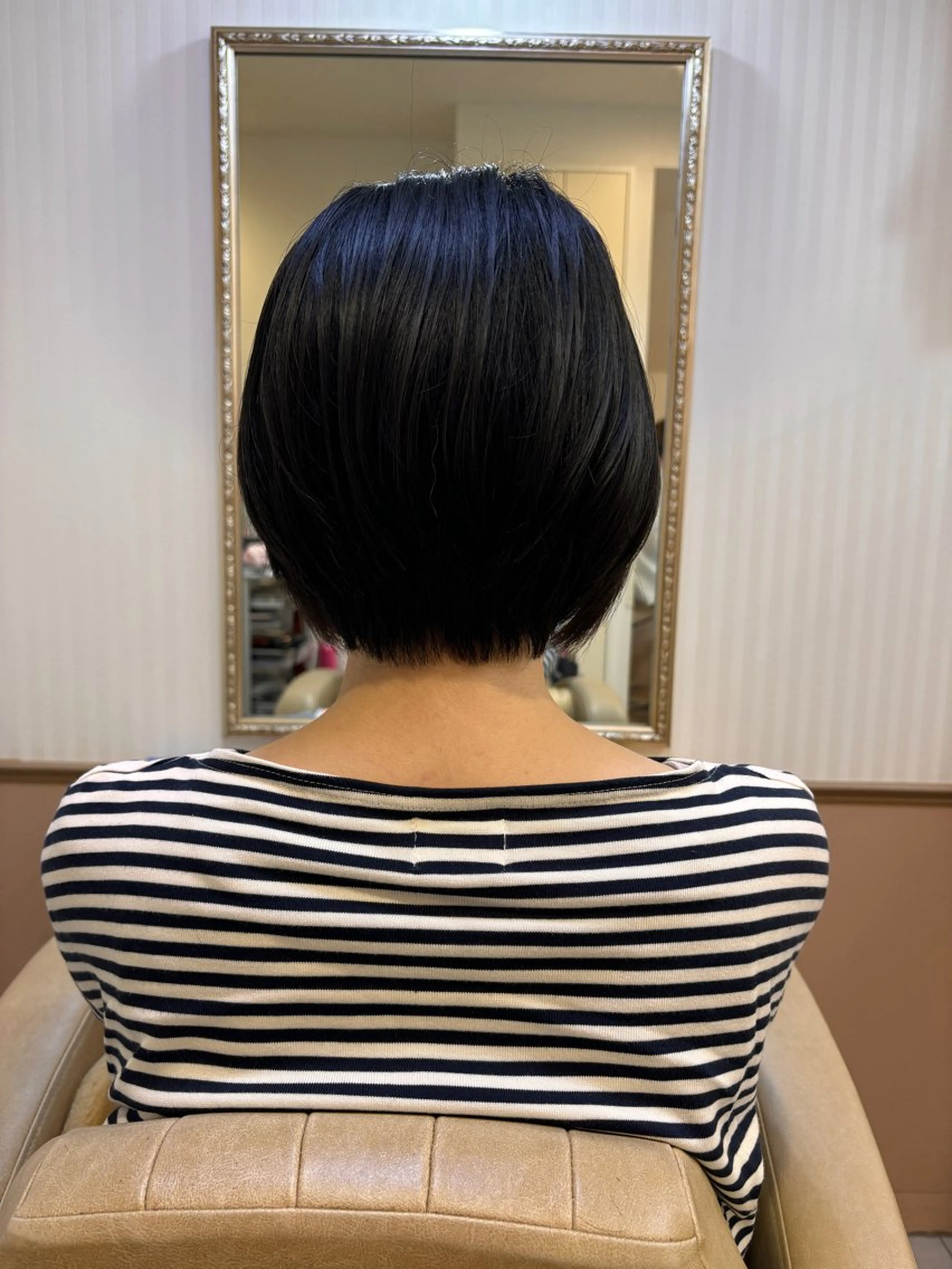ショート シンセティックヘアデザイン所属・吉井 愛のヘアスタイル