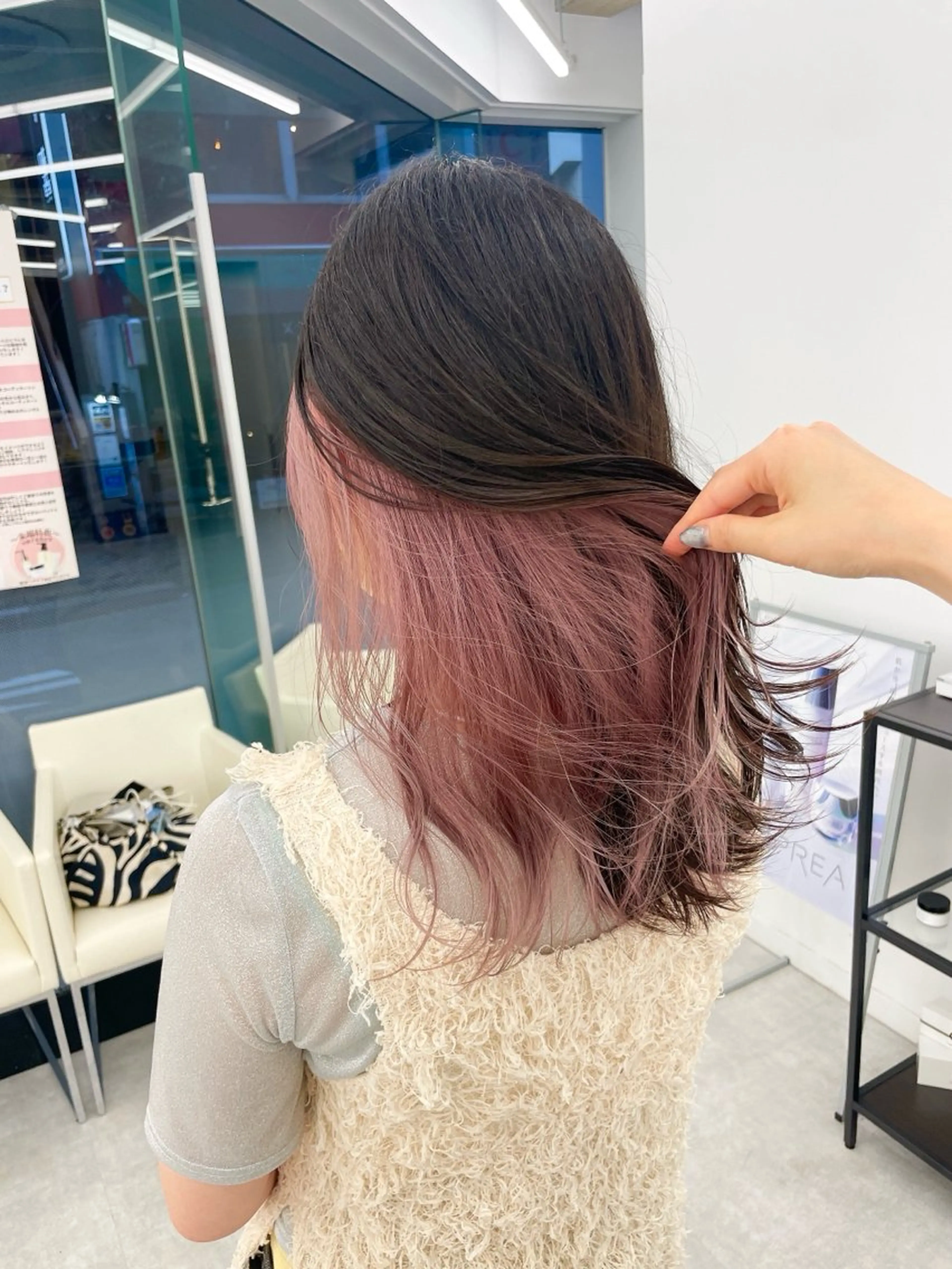 セミロング カラー ヘアアレンジ ブリーチ ヘアカラー トリートメント 【Sweep】おじま のぞみのヘアスタイル