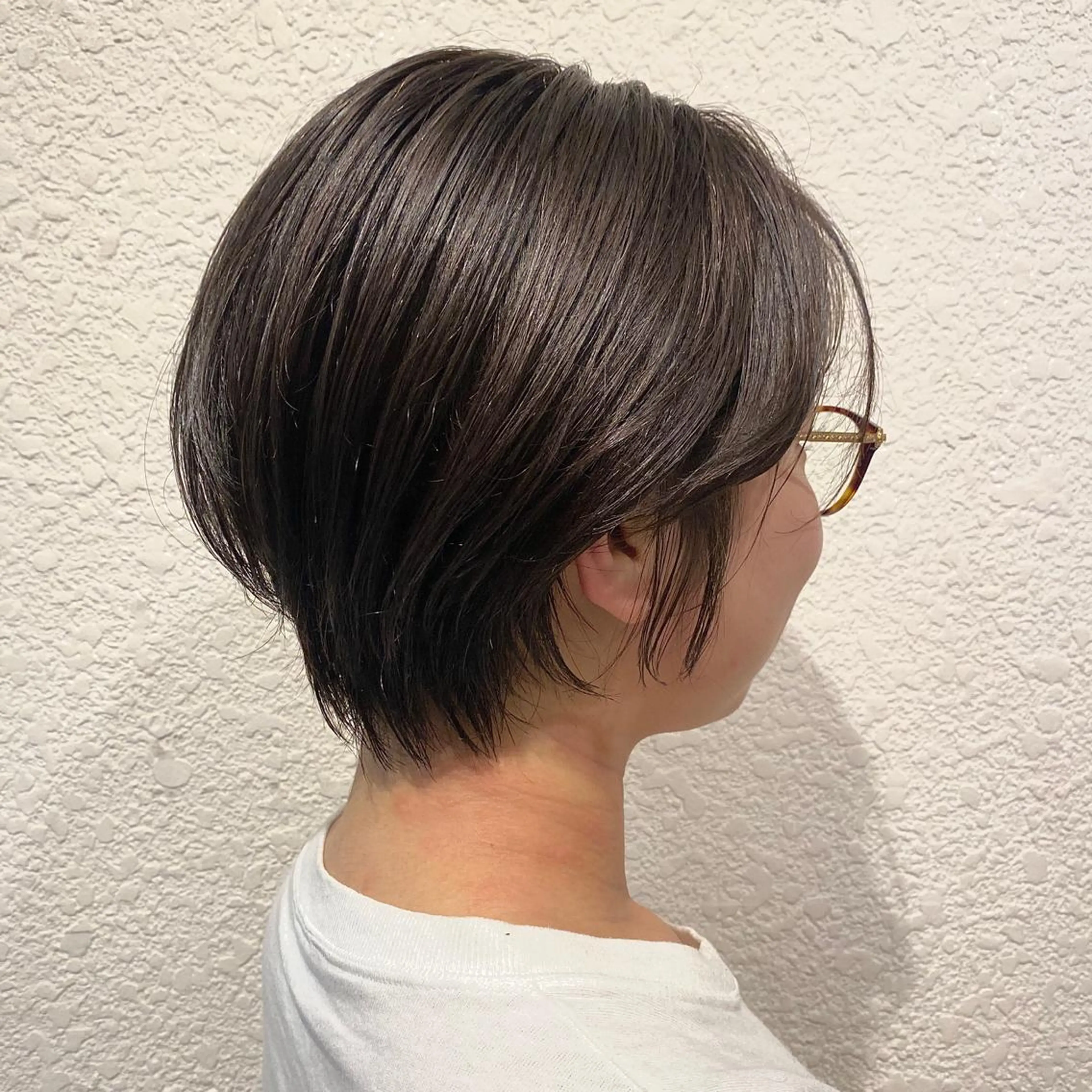 ショート カラー ブリーチ 透明感カラー グレージュ ブリーチなしカラー ボブ/パーマ ミヒラケイタのヘアスタイル