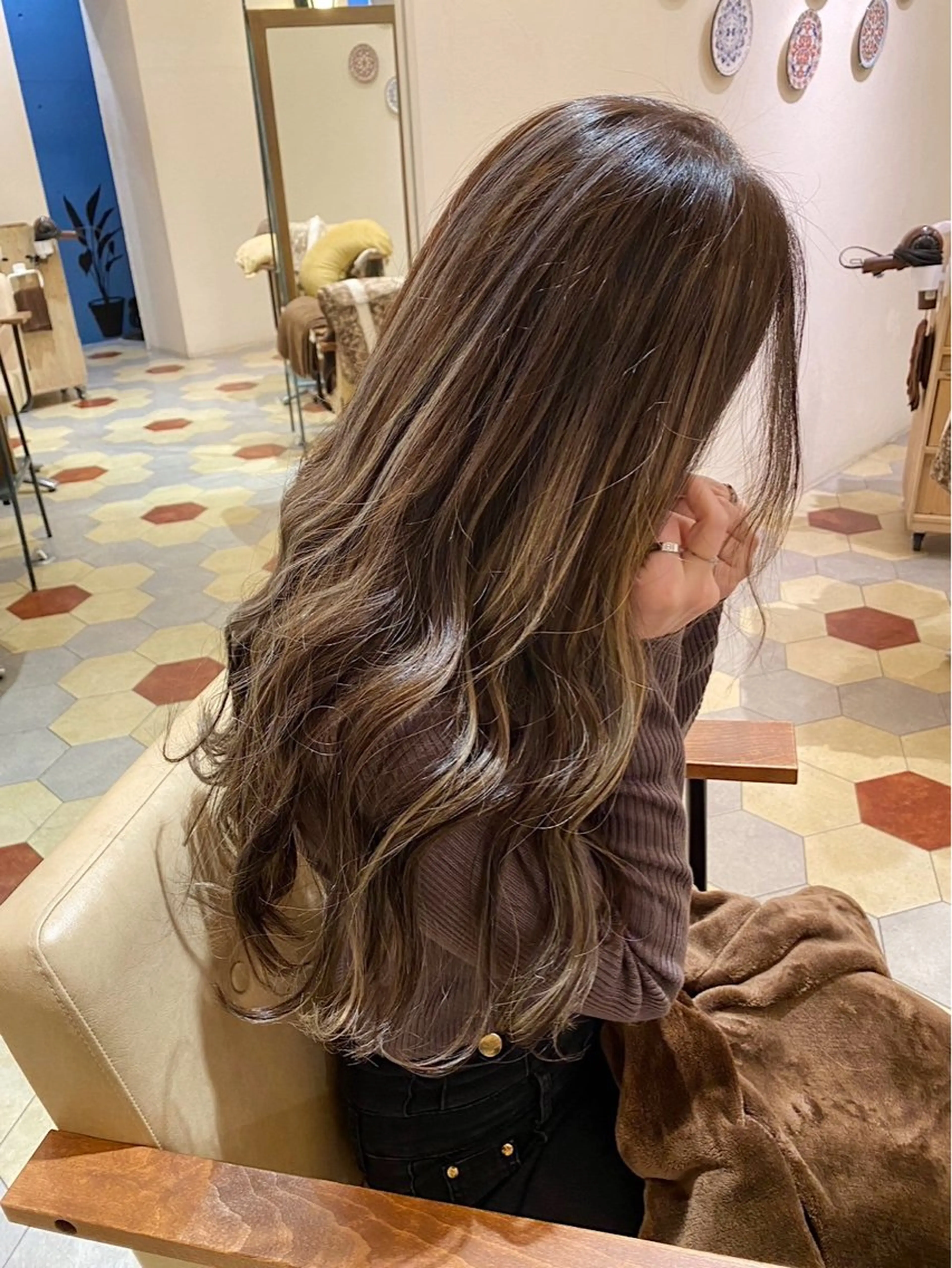 ロング 艶髪/艶カラー/縮毛 /   タキダのヘアスタイル