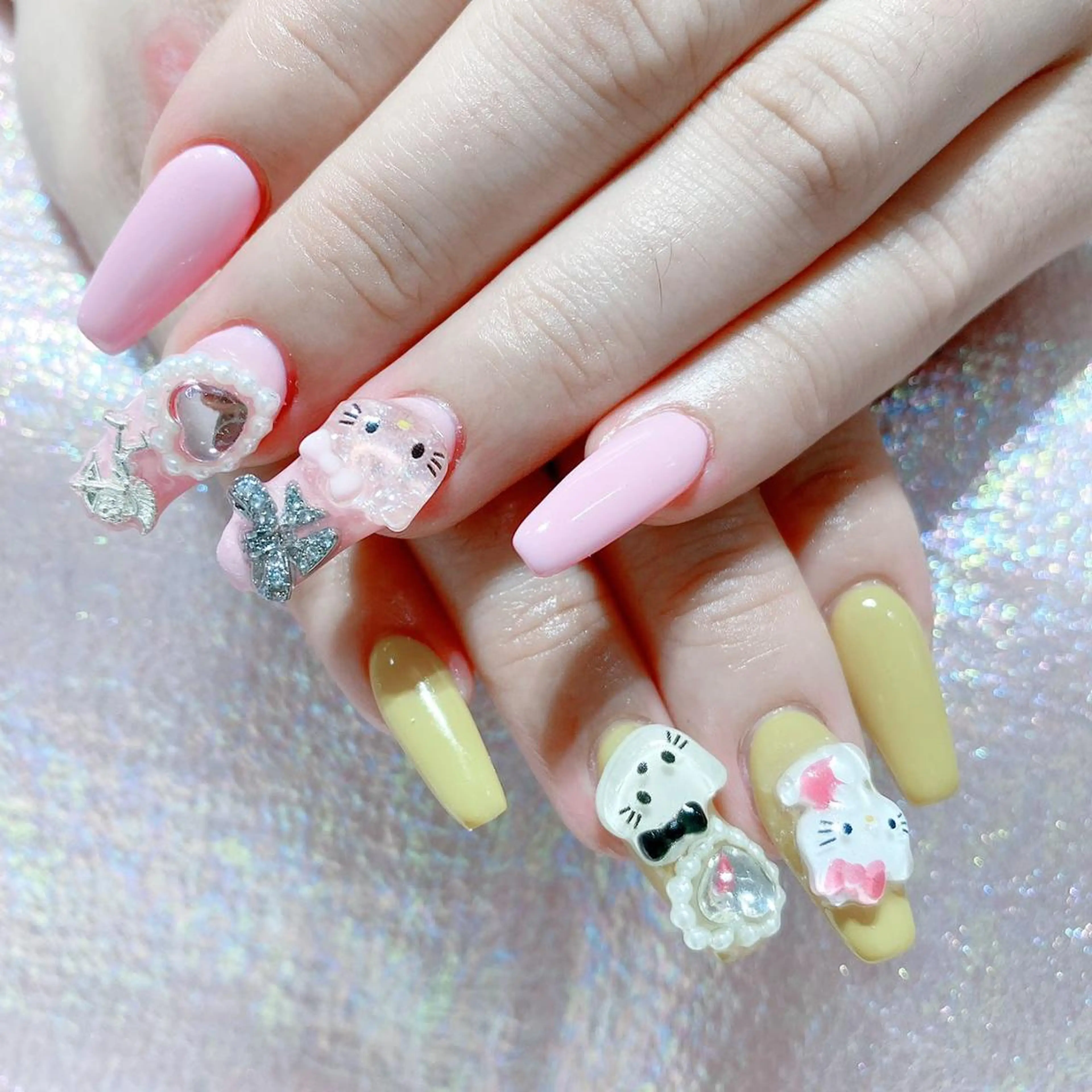 ネイル アートネイル 長さ出し ネイルチップ Queens PUPUのネイルデザイン