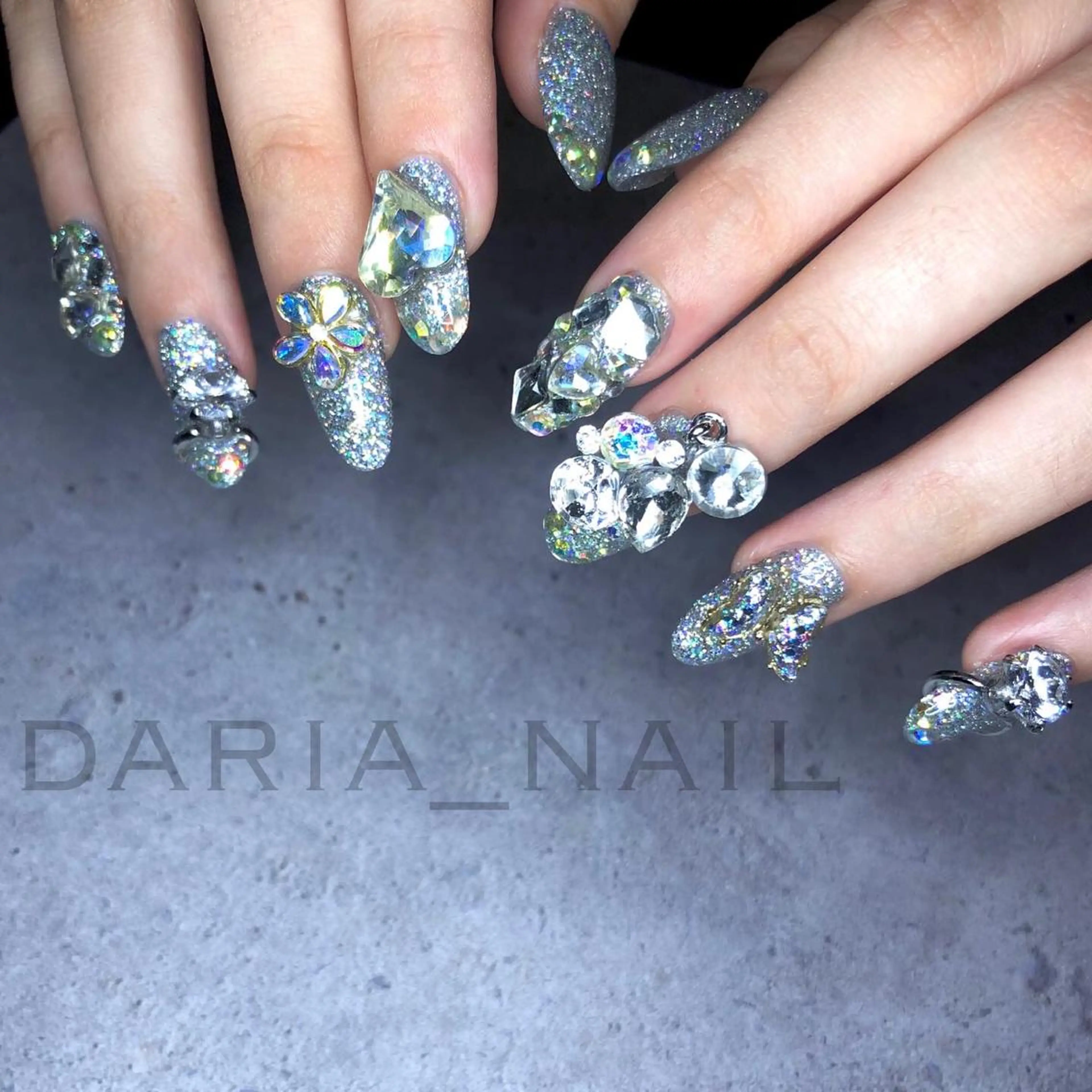 ネイル DARIA Nailsのネイルデザイン