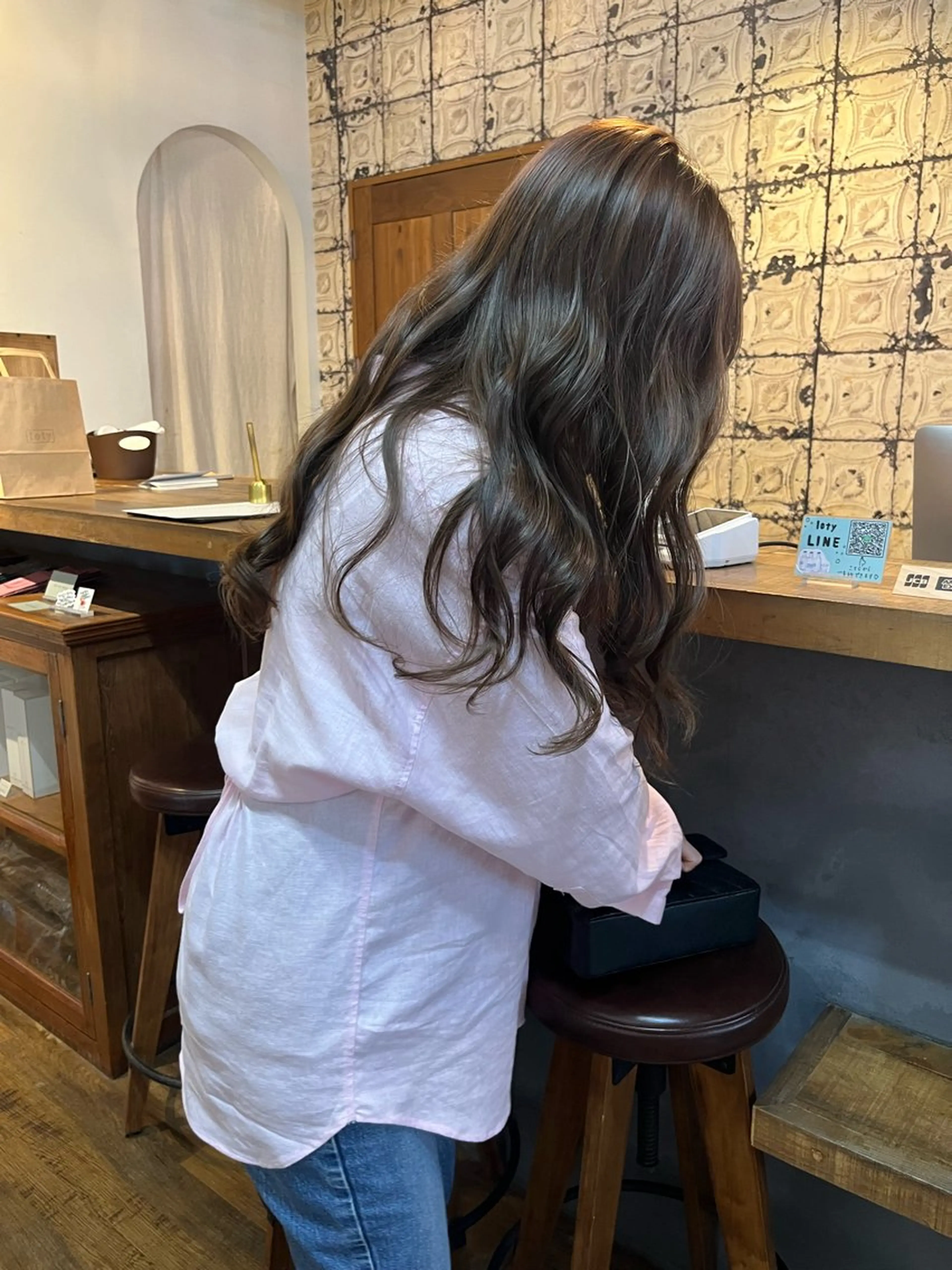 カット＋ブリーチ無しダブルカラー＋2stepTR ￥23,100 ⇒ ￥11,000の写真