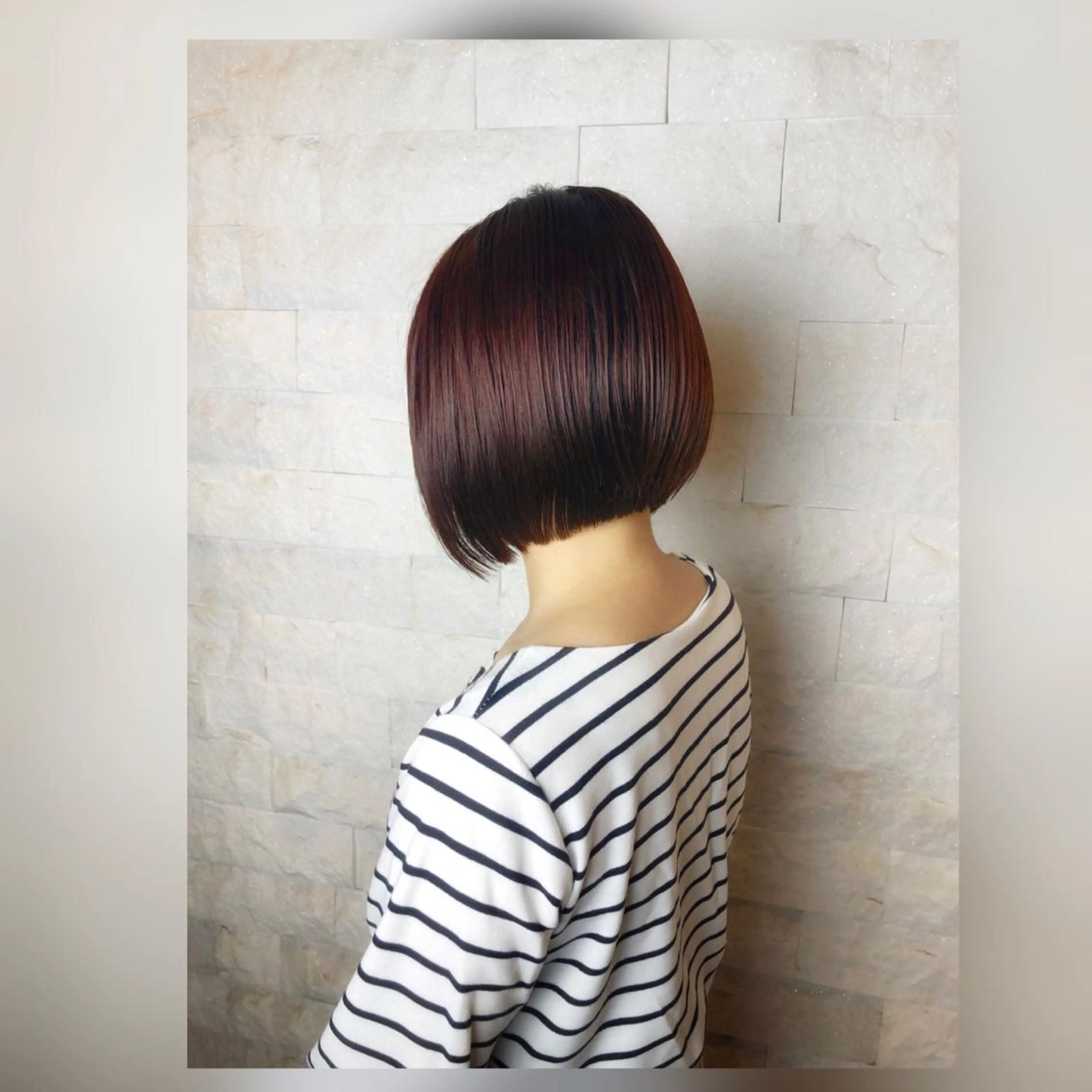 ショート 圧倒的美髪ストレート ツダケイタロウのヘアスタイル