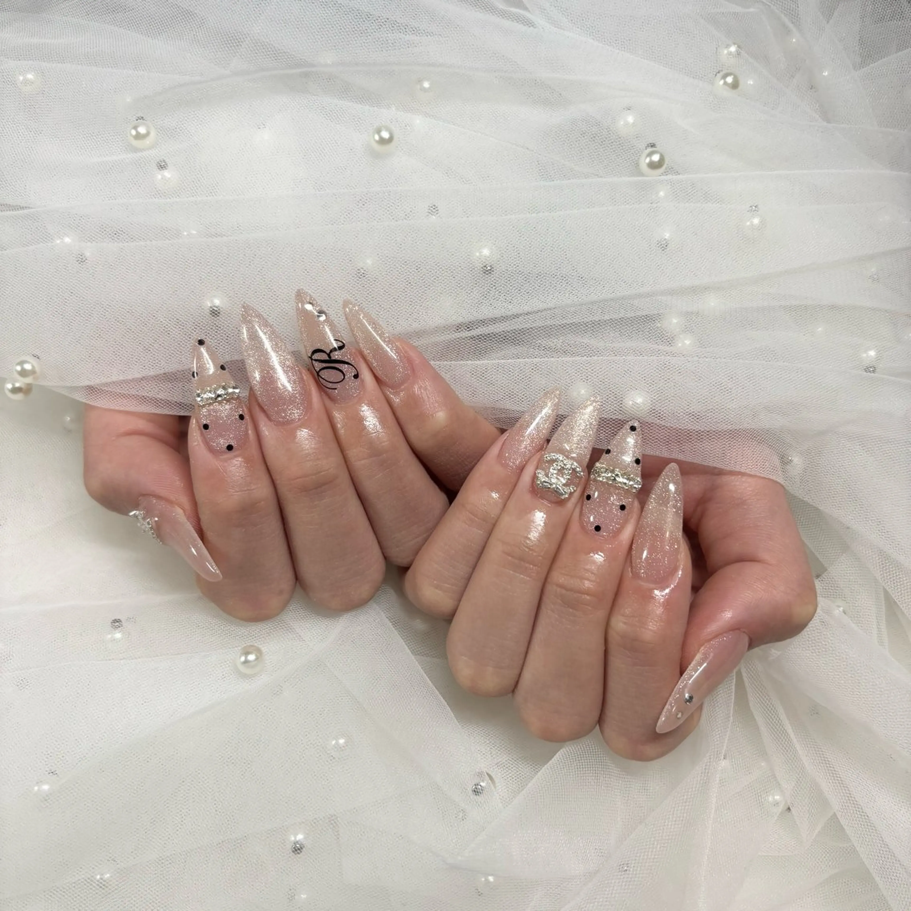 ネイル ラメ(グリッター) マグネットネイル ハンドネイル ୨୧ mio୨୧のネイルデザイン