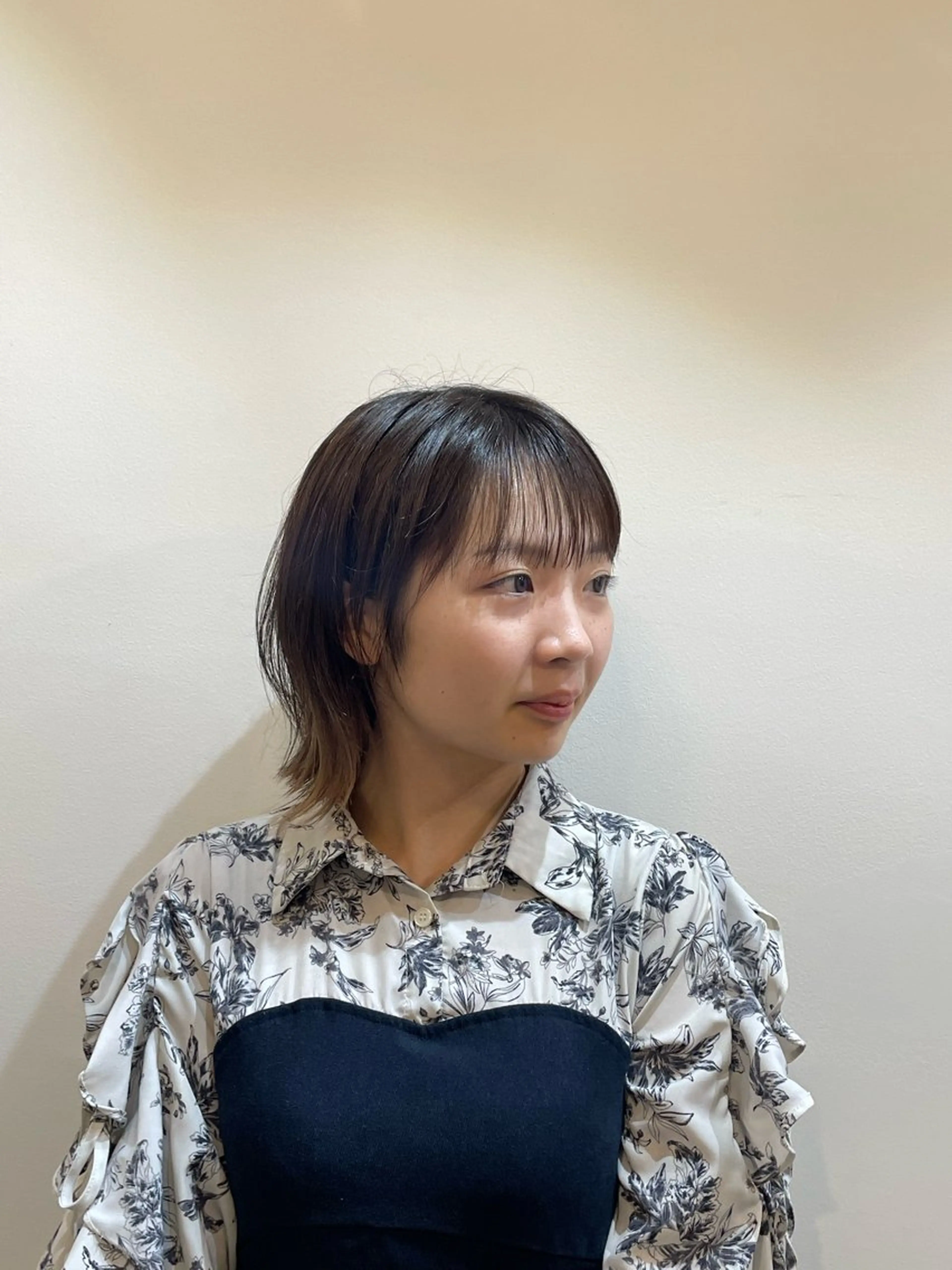 ミディアム ボブレイヤー ミディアムレイヤー ボブ くびれヘア レイヤーカット Nepenjiはなれ所属・カットモデル募集中 🌷なつきのヘアスタイル