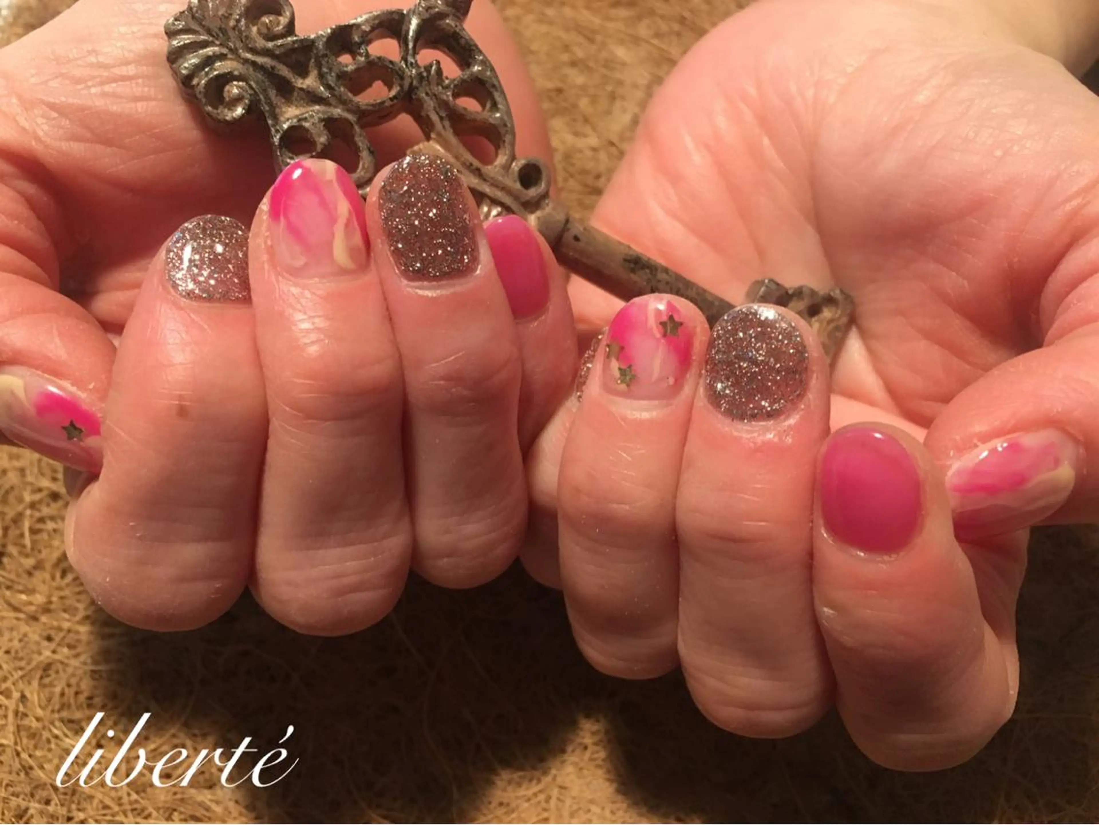 ネイル liberté (リベルテ)のネイルデザイン