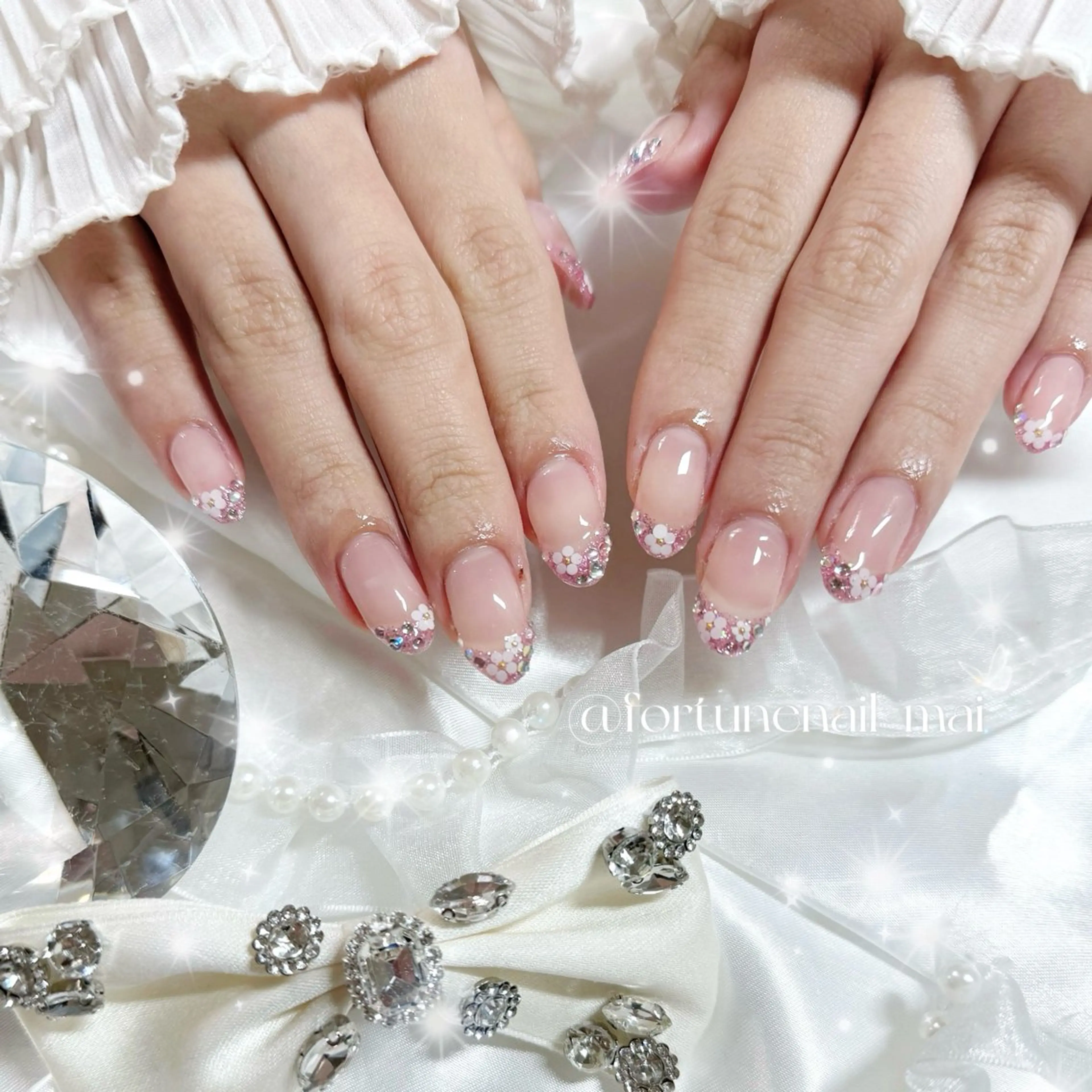 ネイル フレンチネイル ハンドネイル 🎀Mai 🎀のネイルデザイン