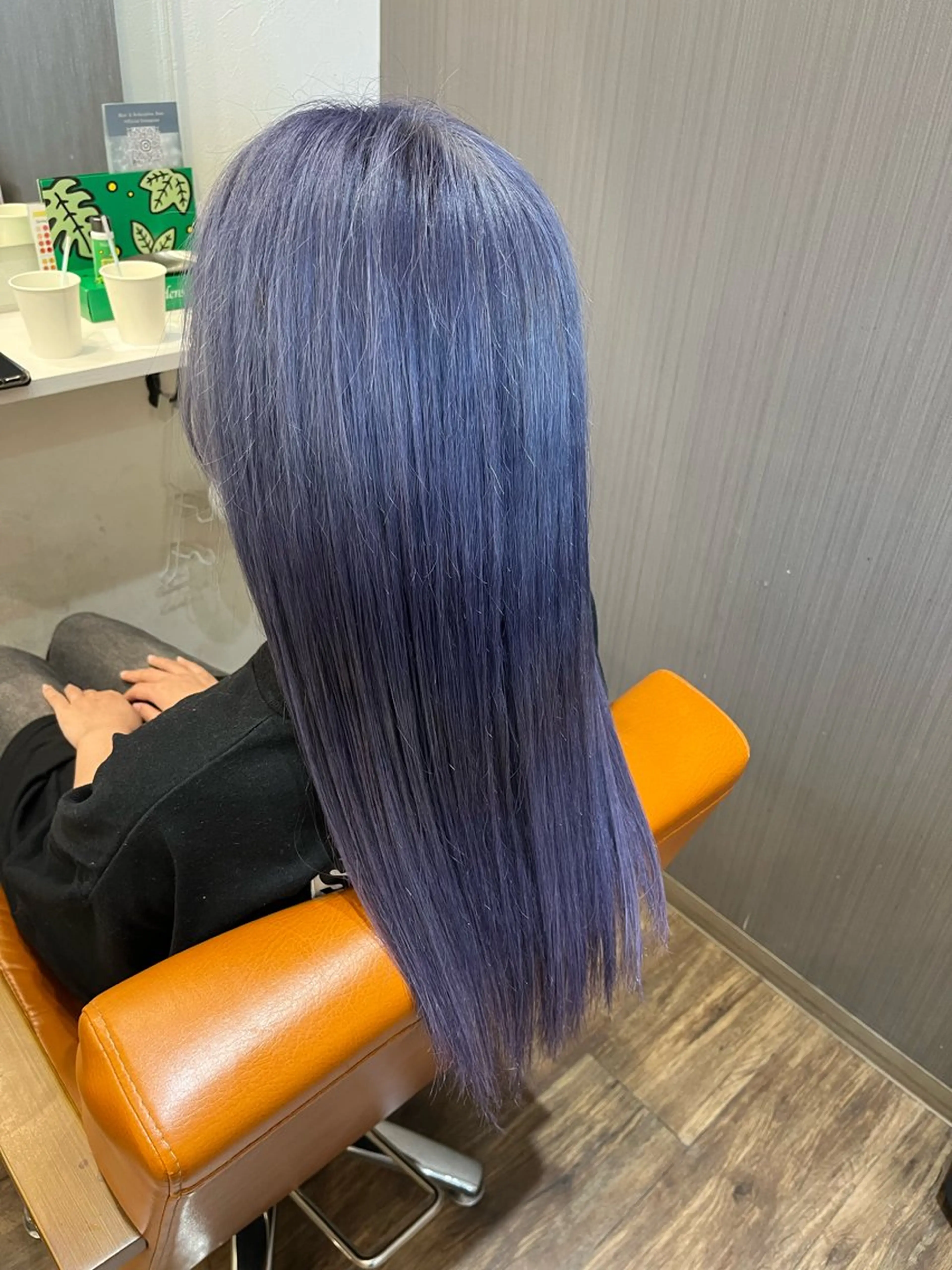 ロング カラー 廣川 真梨乃のヘアスタイル