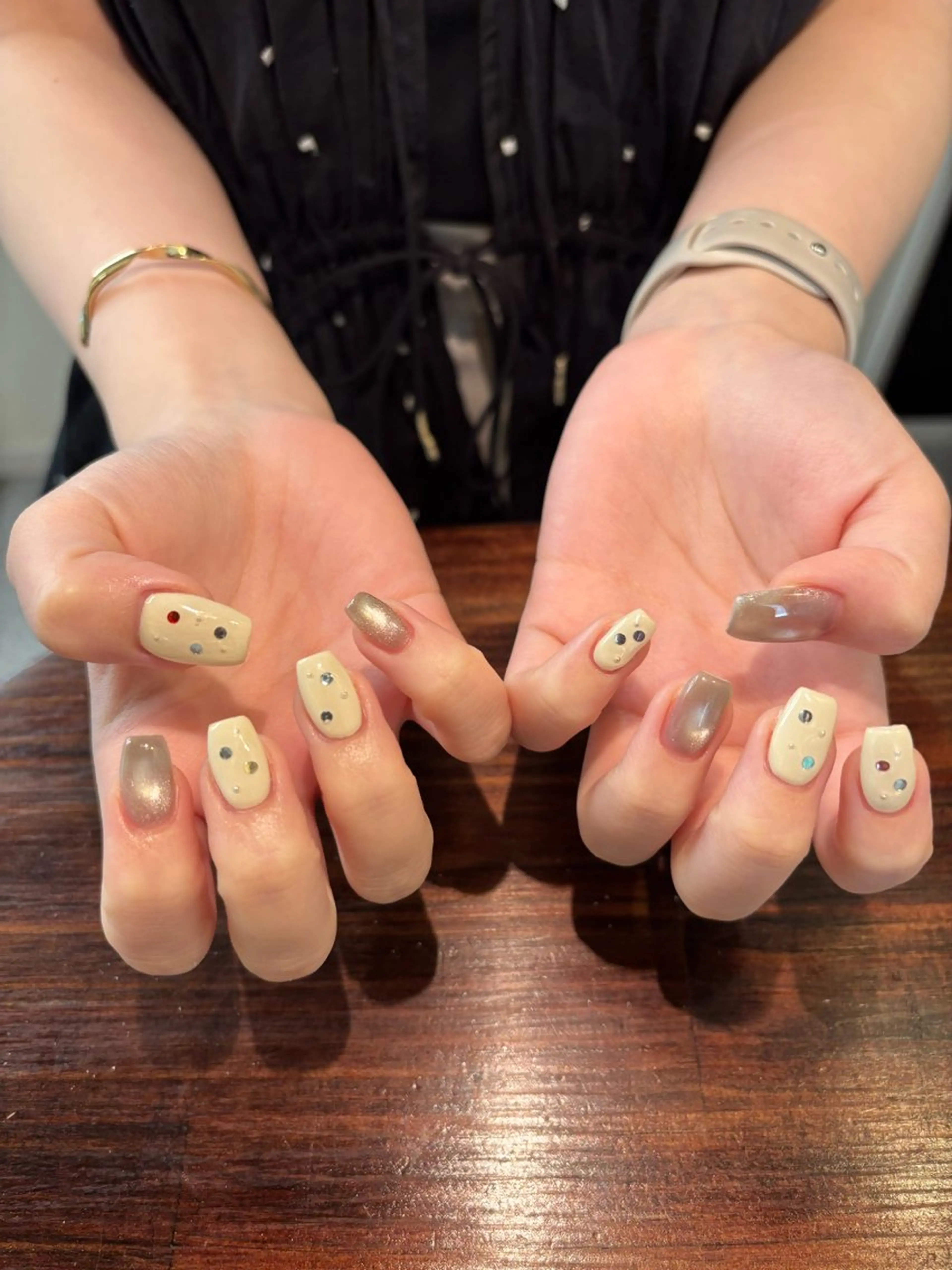 ネイル ハンドネイル era Sahoのネイルデザイン