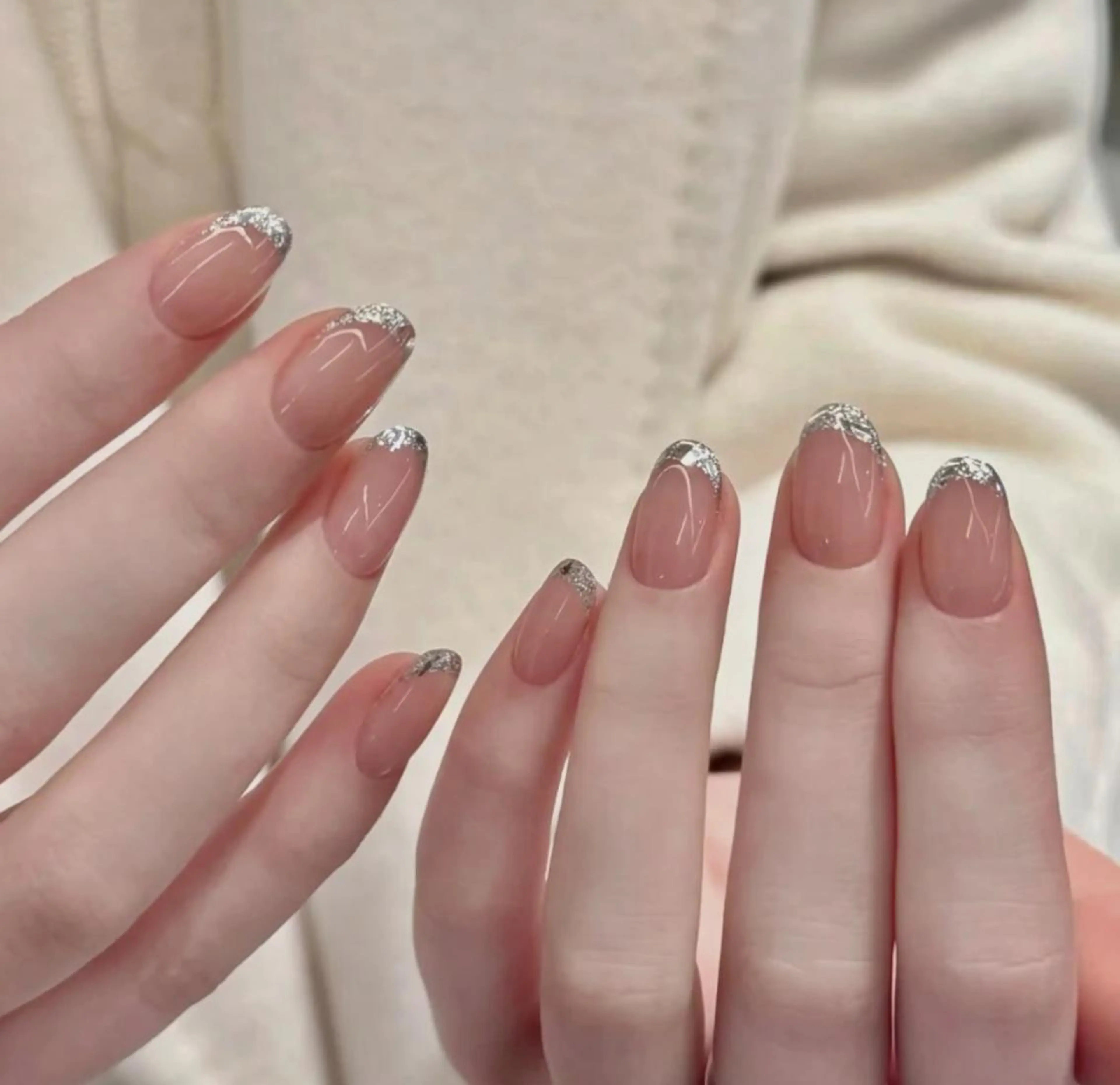 ネイル RAFFINE haru🦋🩵のネイルデザイン