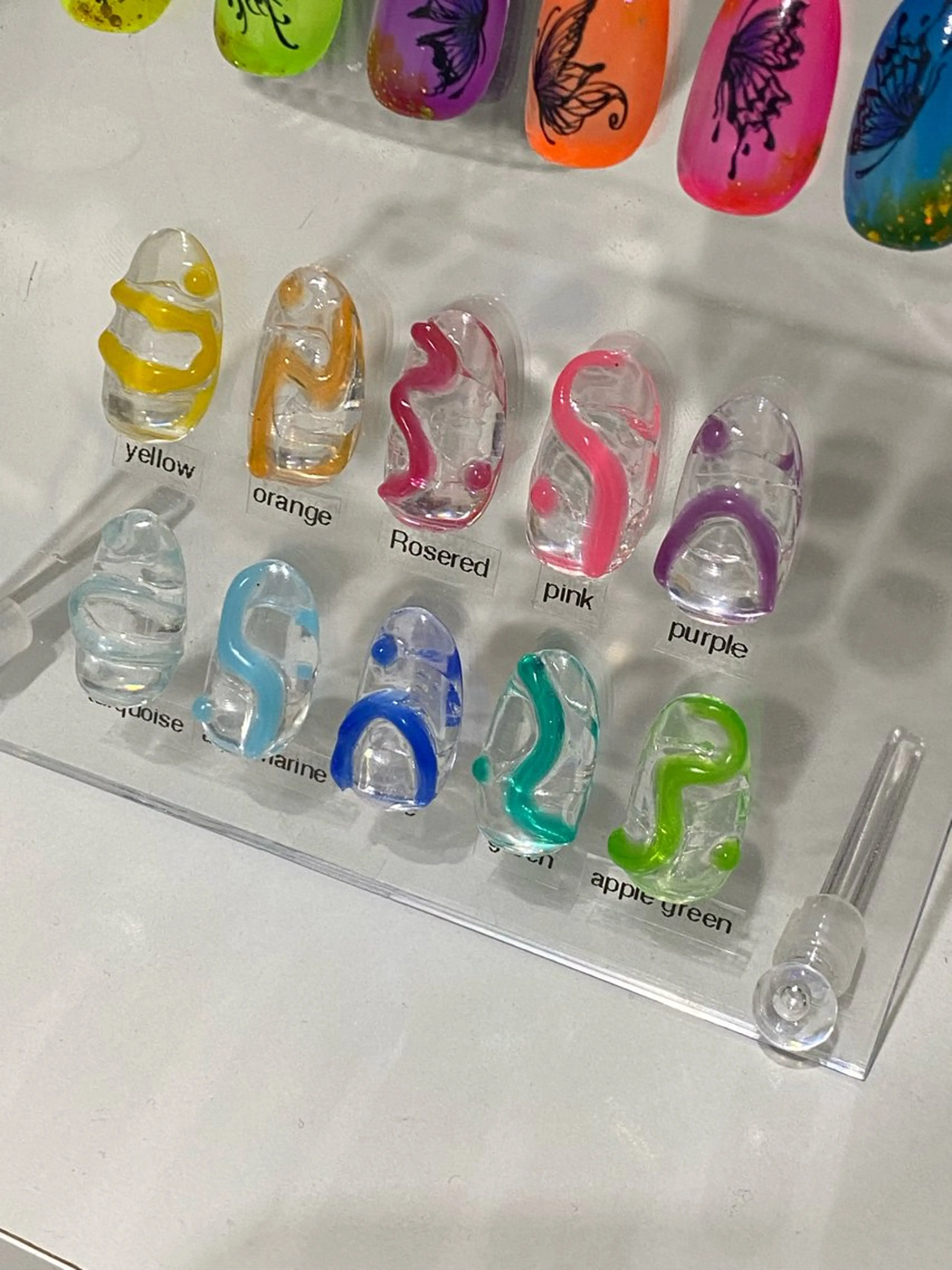 ネイル ぷっくりネイル 大東市ネイルサロン 【KYURA】ｷｭﾗのネイルデザイン