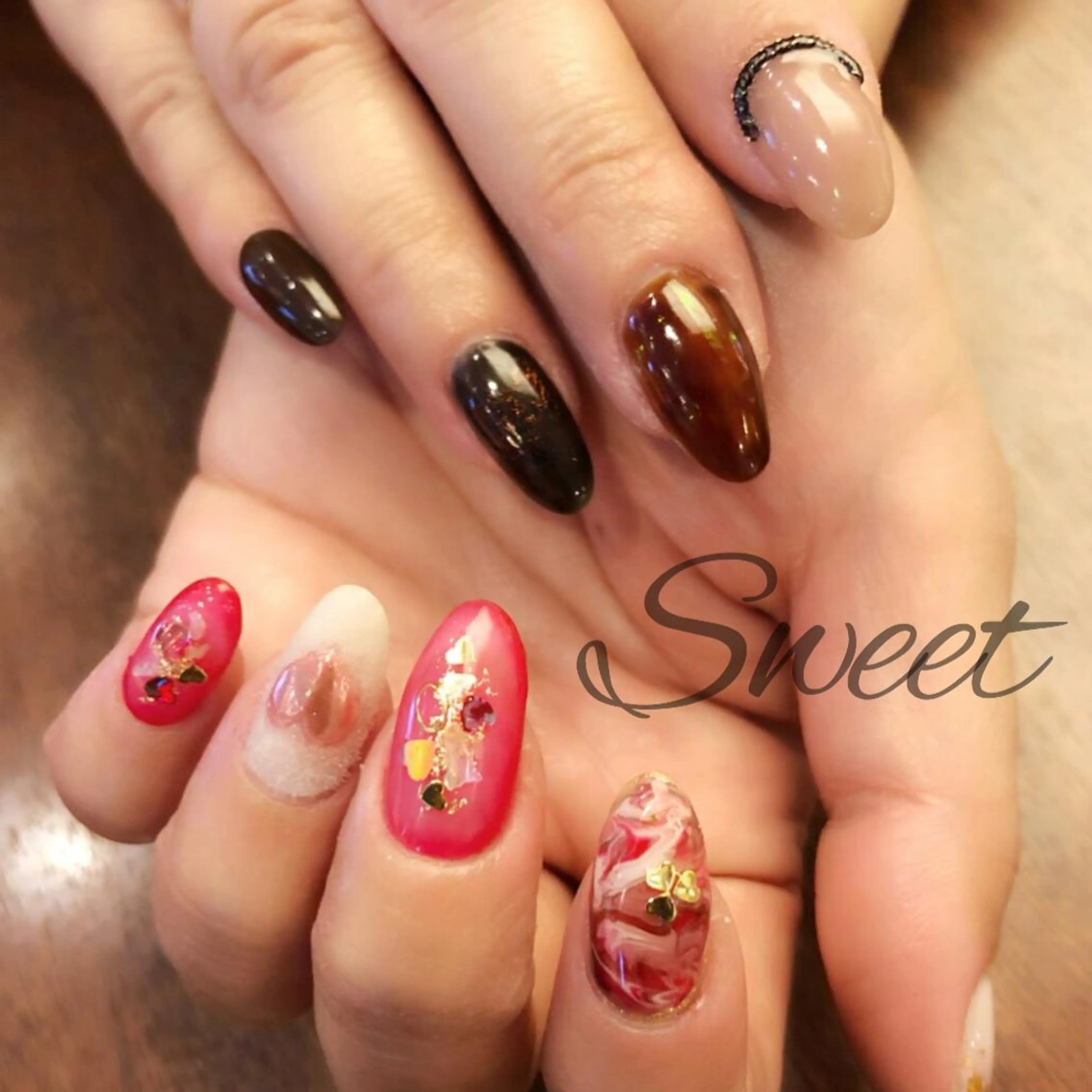 ネイル sweet 仲野陽子のネイルデザイン