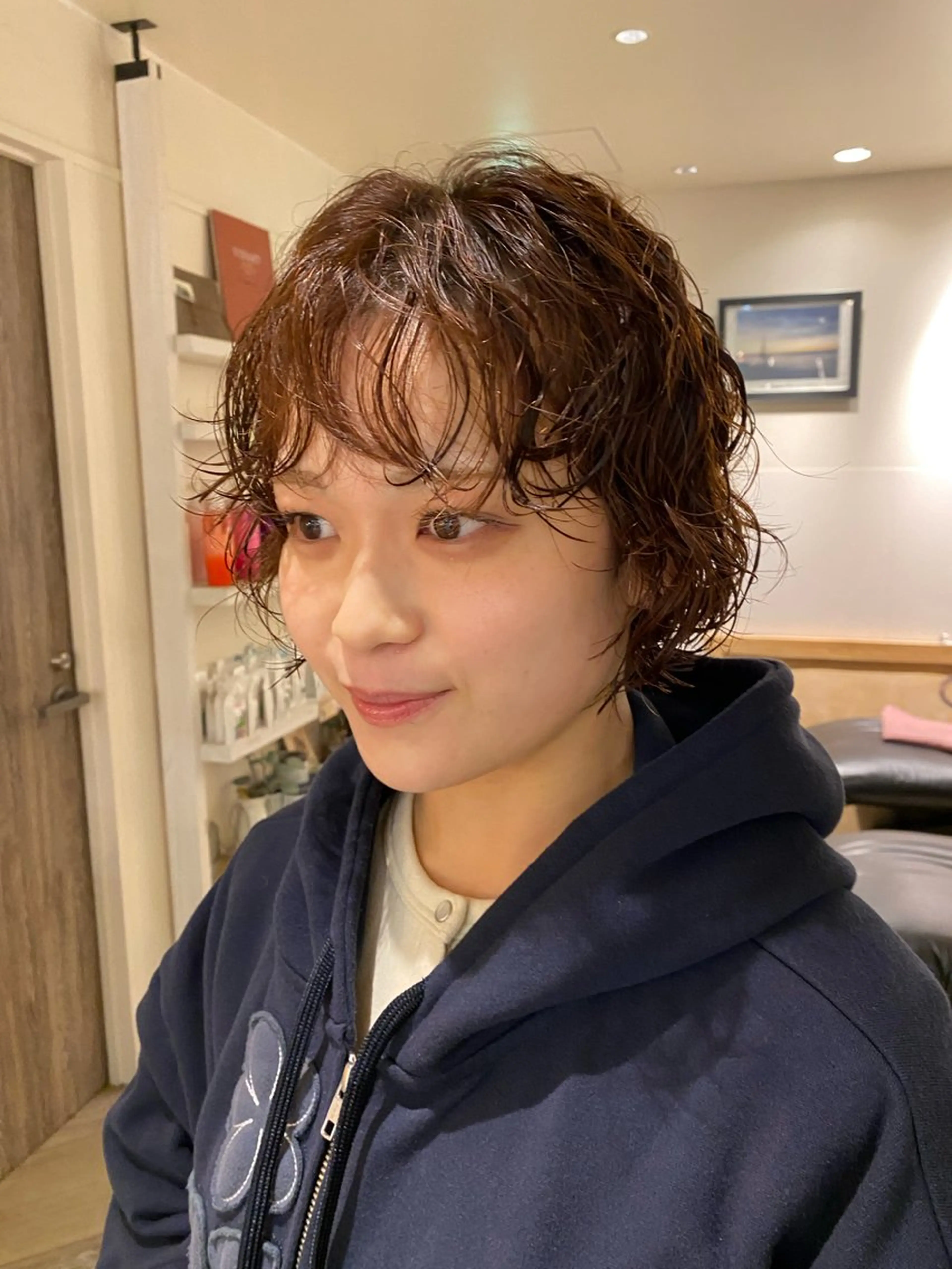 ミディアム パーマ カット パーマ ナチュラルヘア🫧 ナナミのヘアスタイル