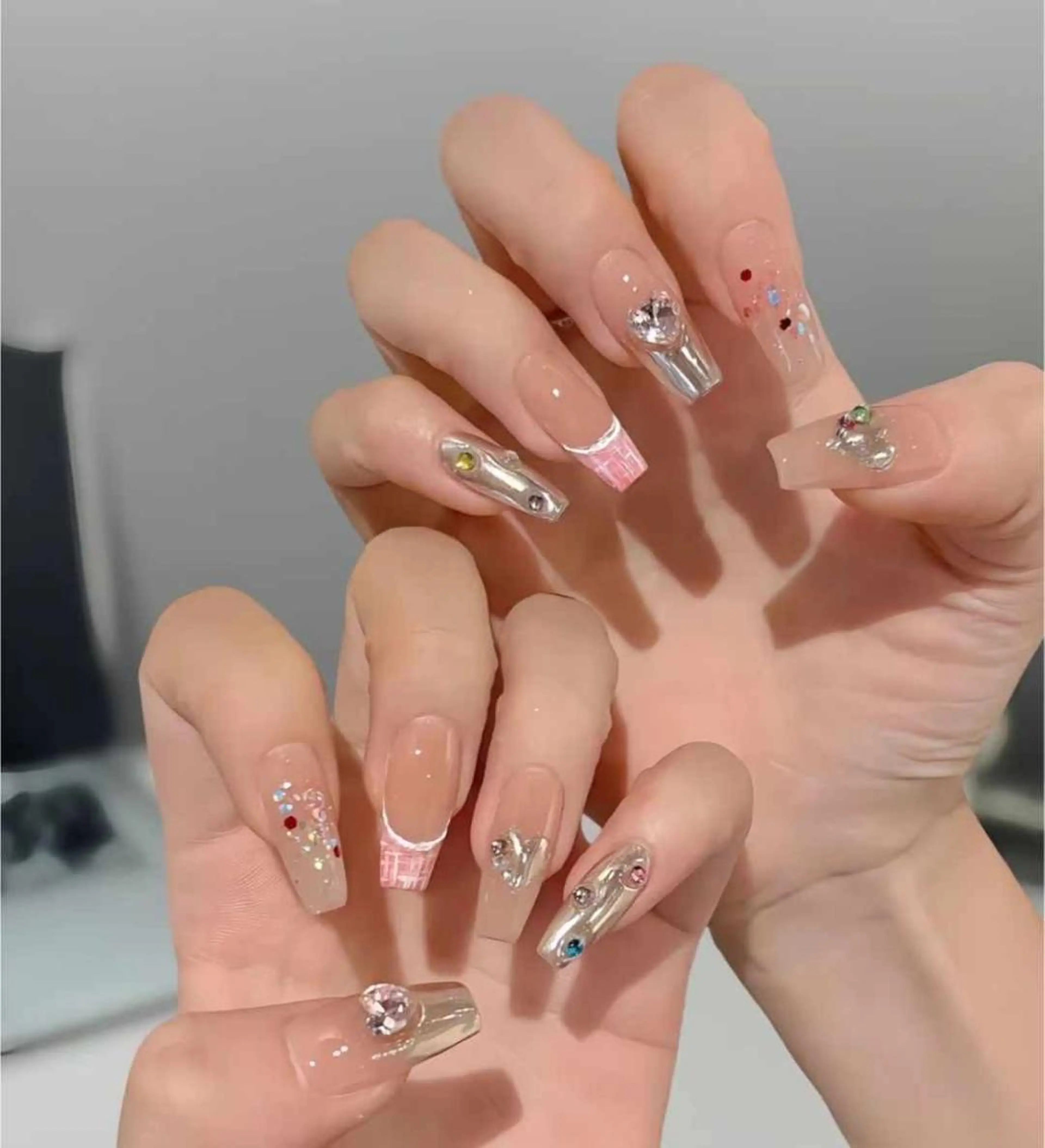 ネイル VIVIAN エイのネイルデザイン