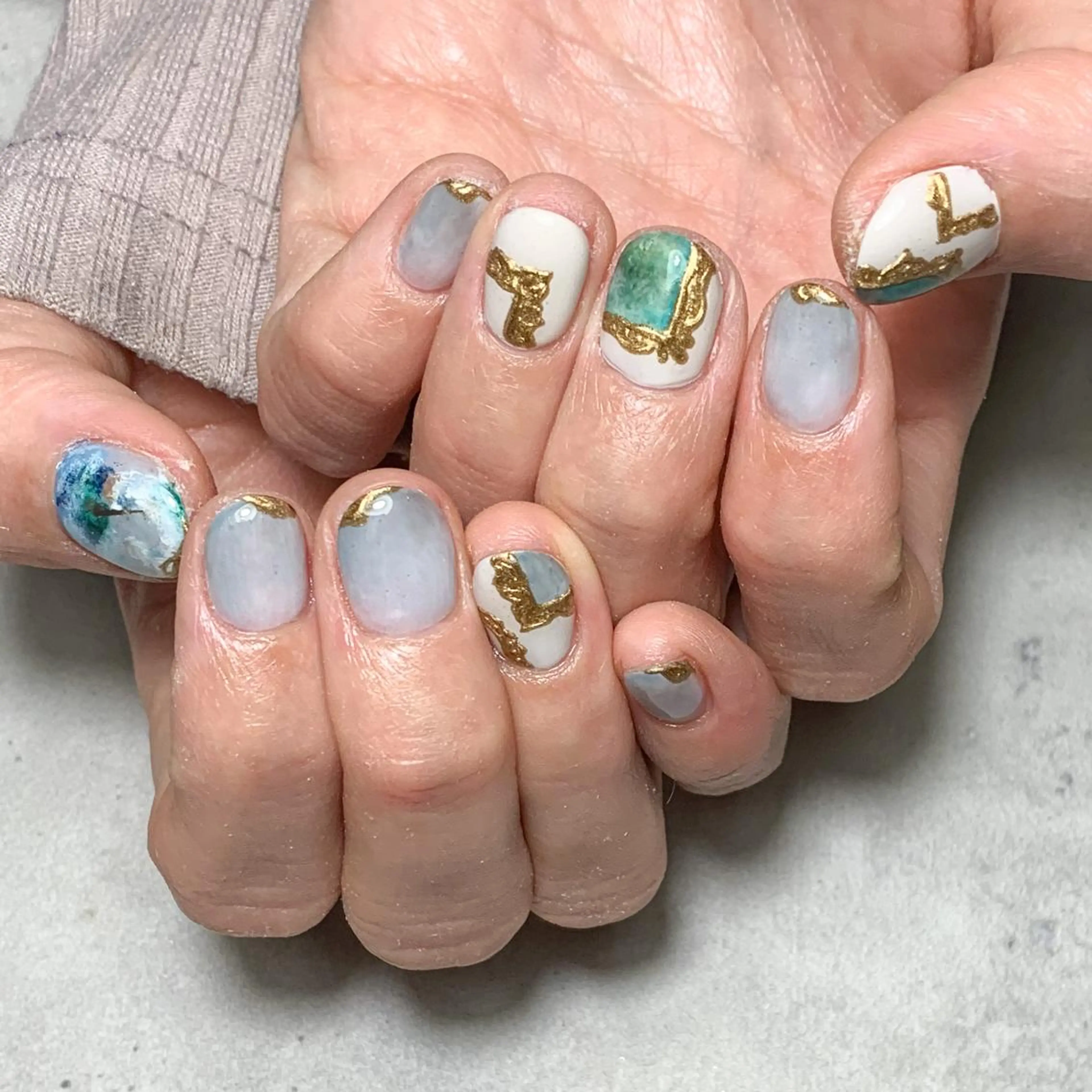 ネイル ハンドネイル atelier　FIORITURA所属・FIORITURA aiのネイルデザイン