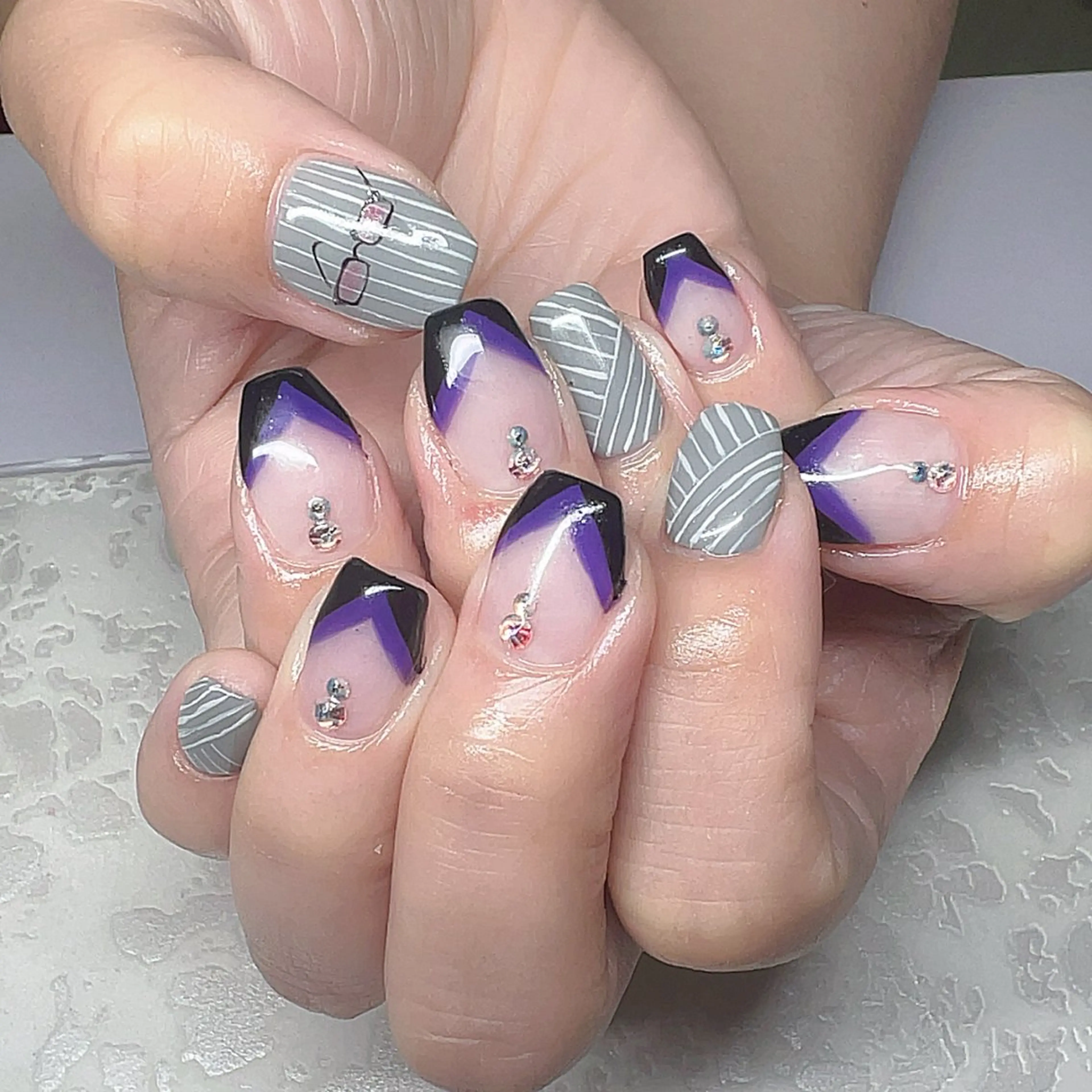 ネイル 持ち込み Lefreak (レフリーク).のネイルデザイン