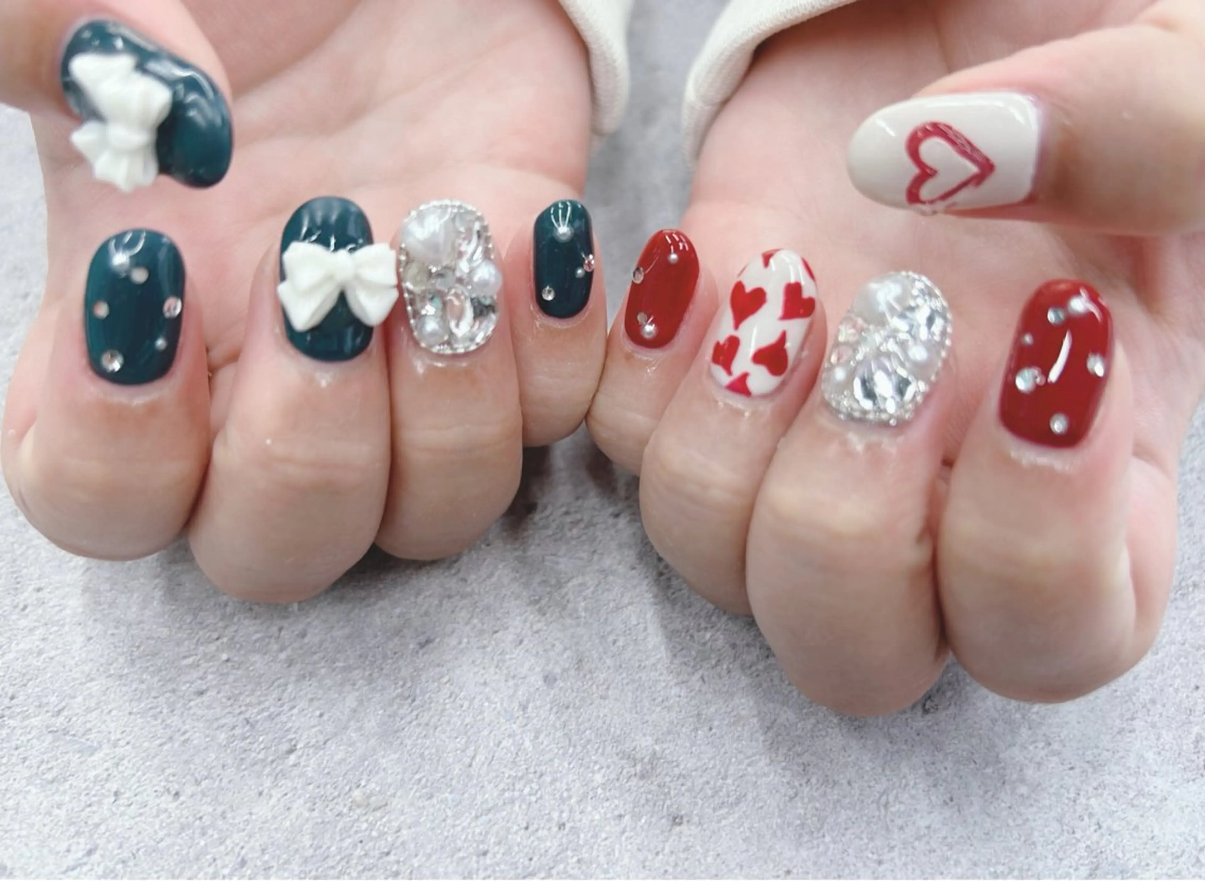 ネイル ハート リボン ハンドネイル Nail Salon agré所属・agré ネイルサロン　アグレのネイルデザイン