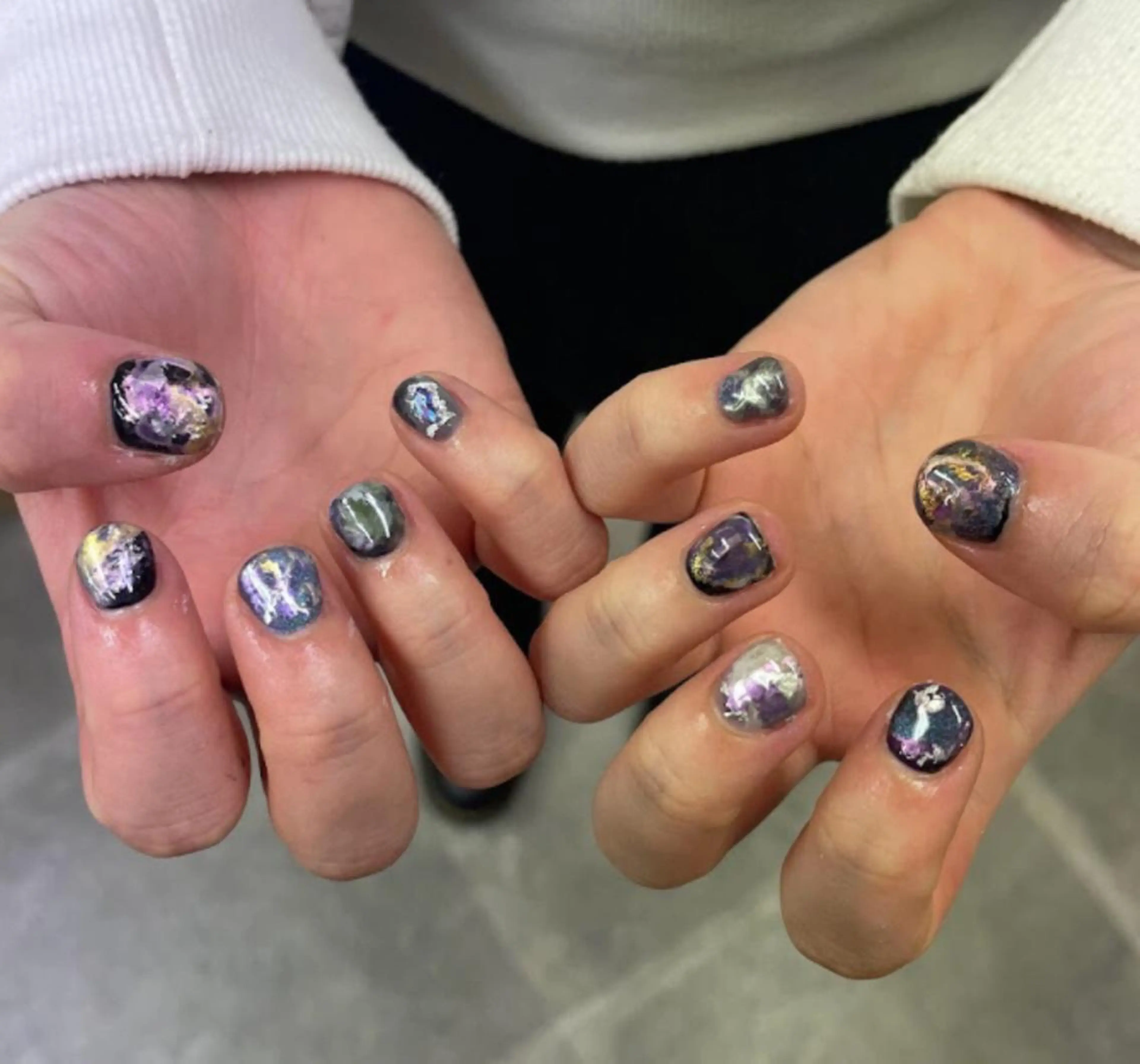 ネイル nailstudio eviz新宿店のネイルデザイン