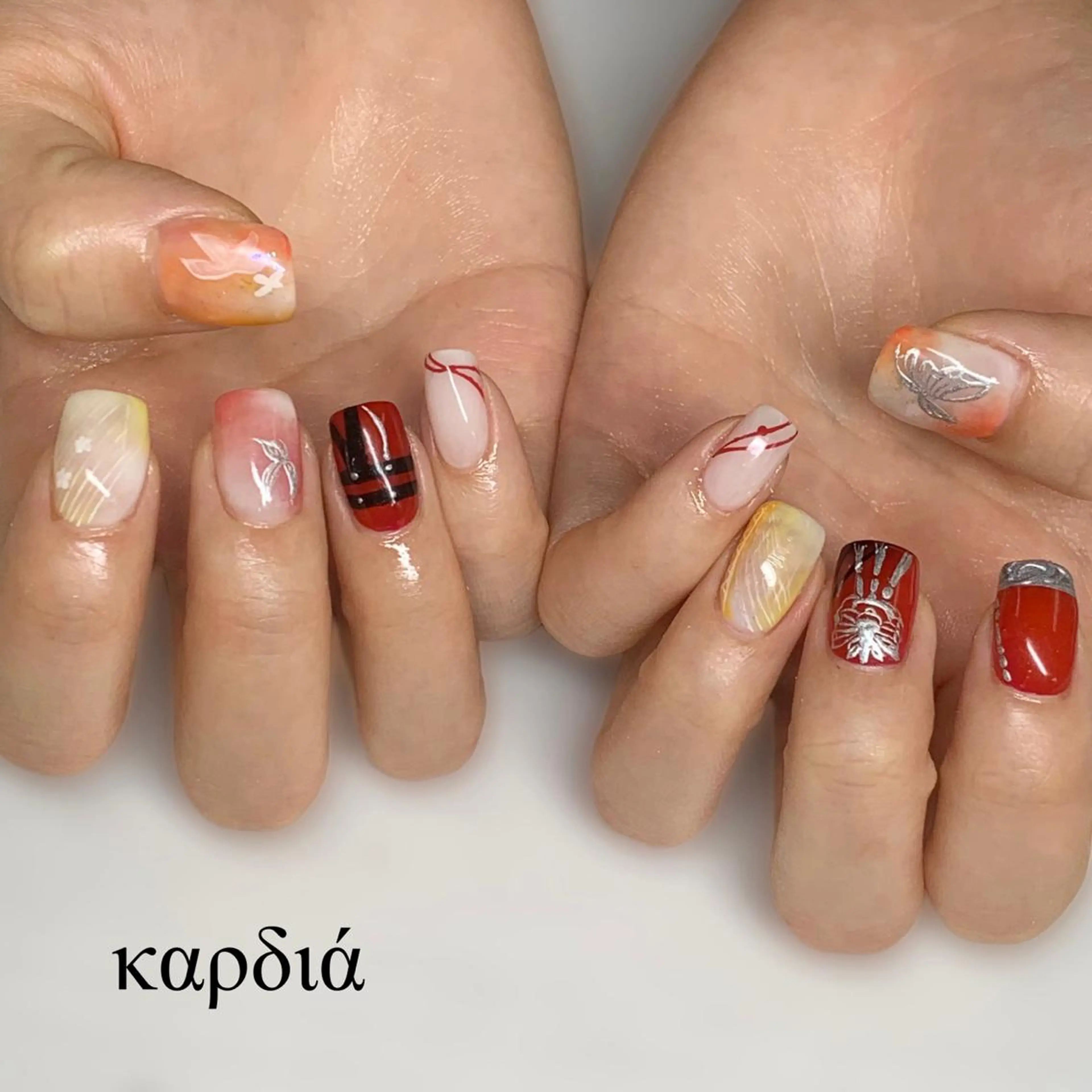 ネイル ハンドネイル καρδιά -ｶﾙﾃﾞｨｱ-のネイルデザイン