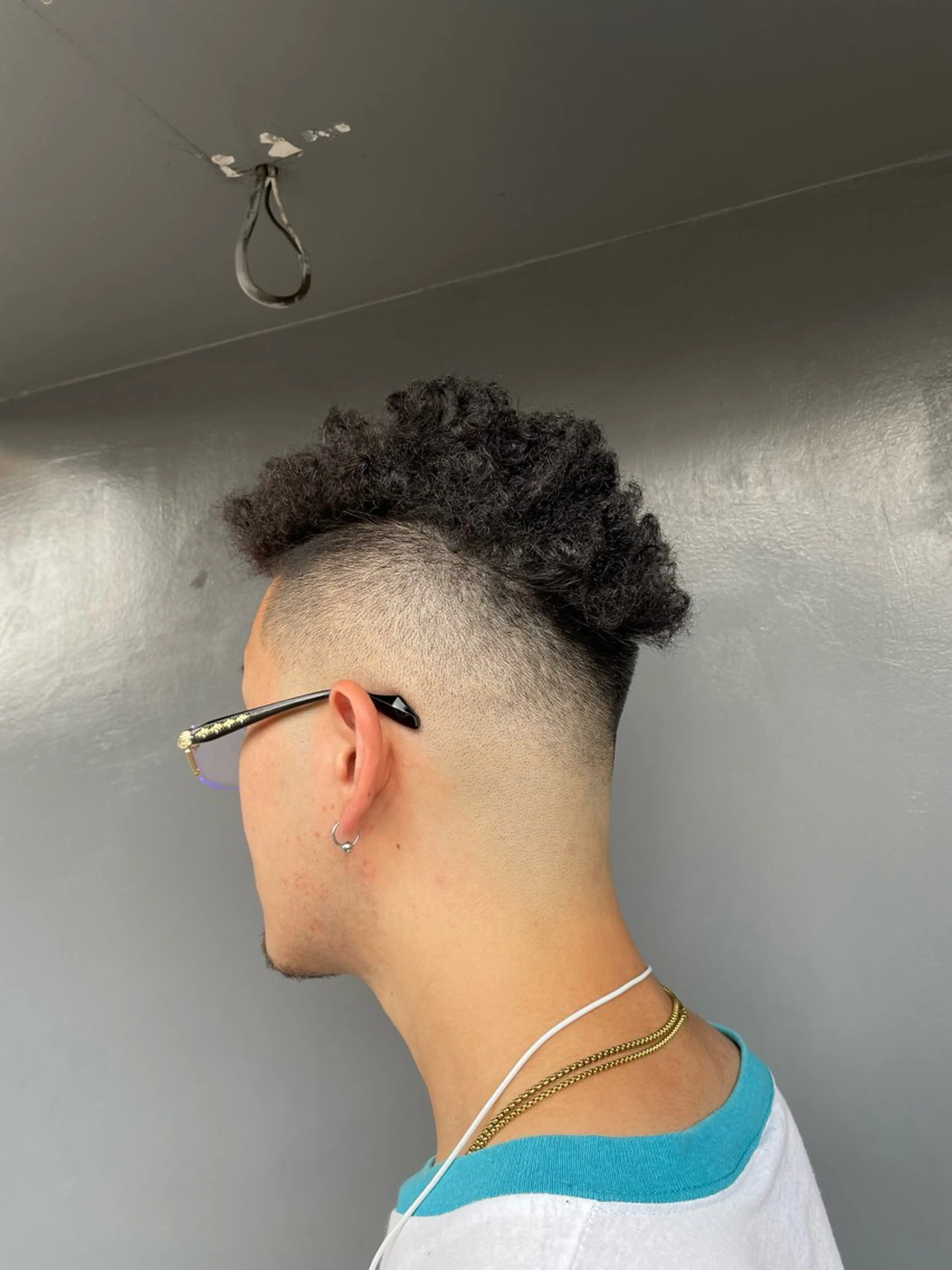 ショート メンズ フェードカット FADE&LINE登戸店所属・🔥メンズ専門 美容師🔥 柳澤陵心のヘアスタイル