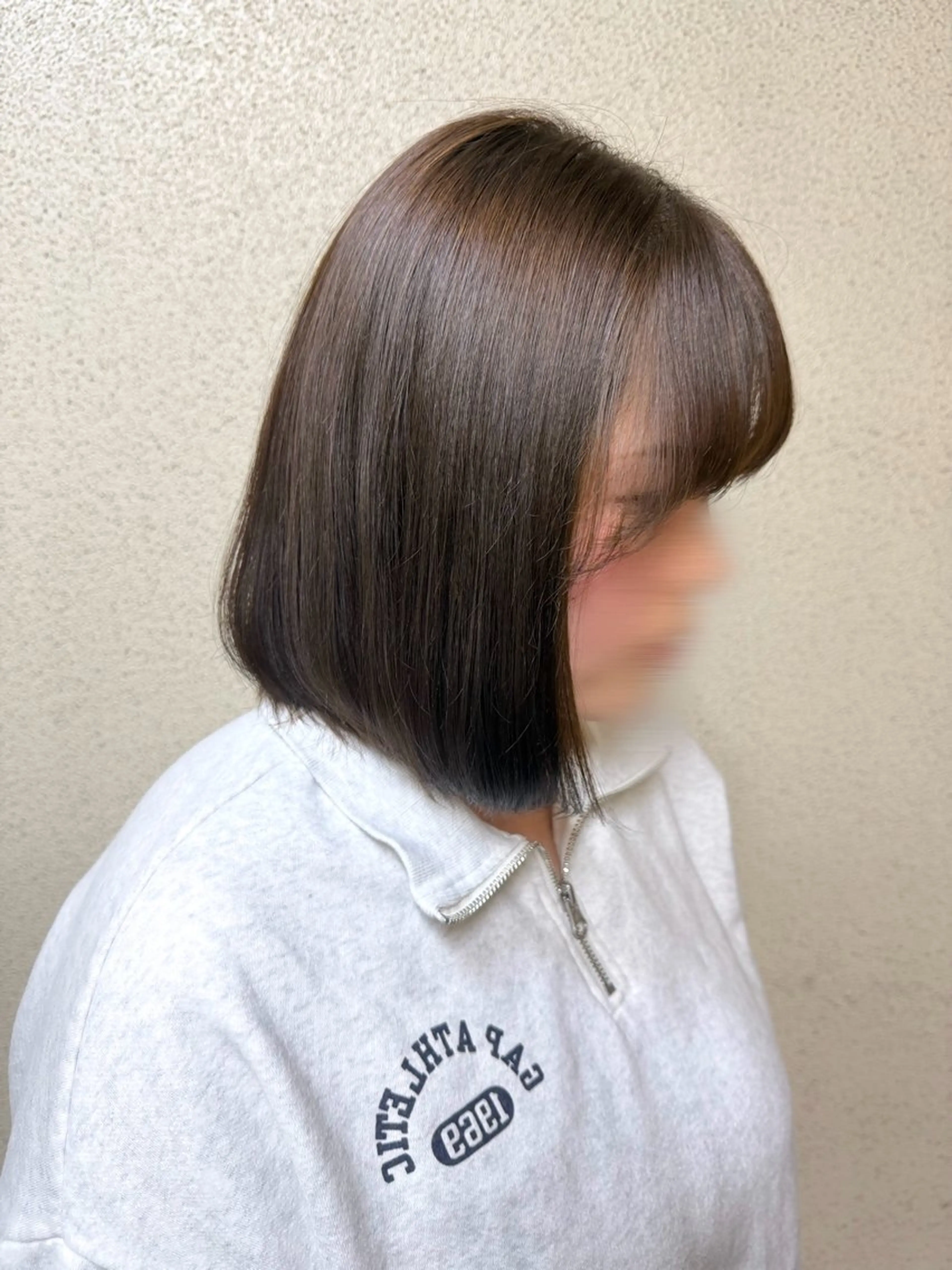 ミディアム カラー カット ヘアカラー ツヤ重視 ワンカラー🫧Mioのヘアスタイル