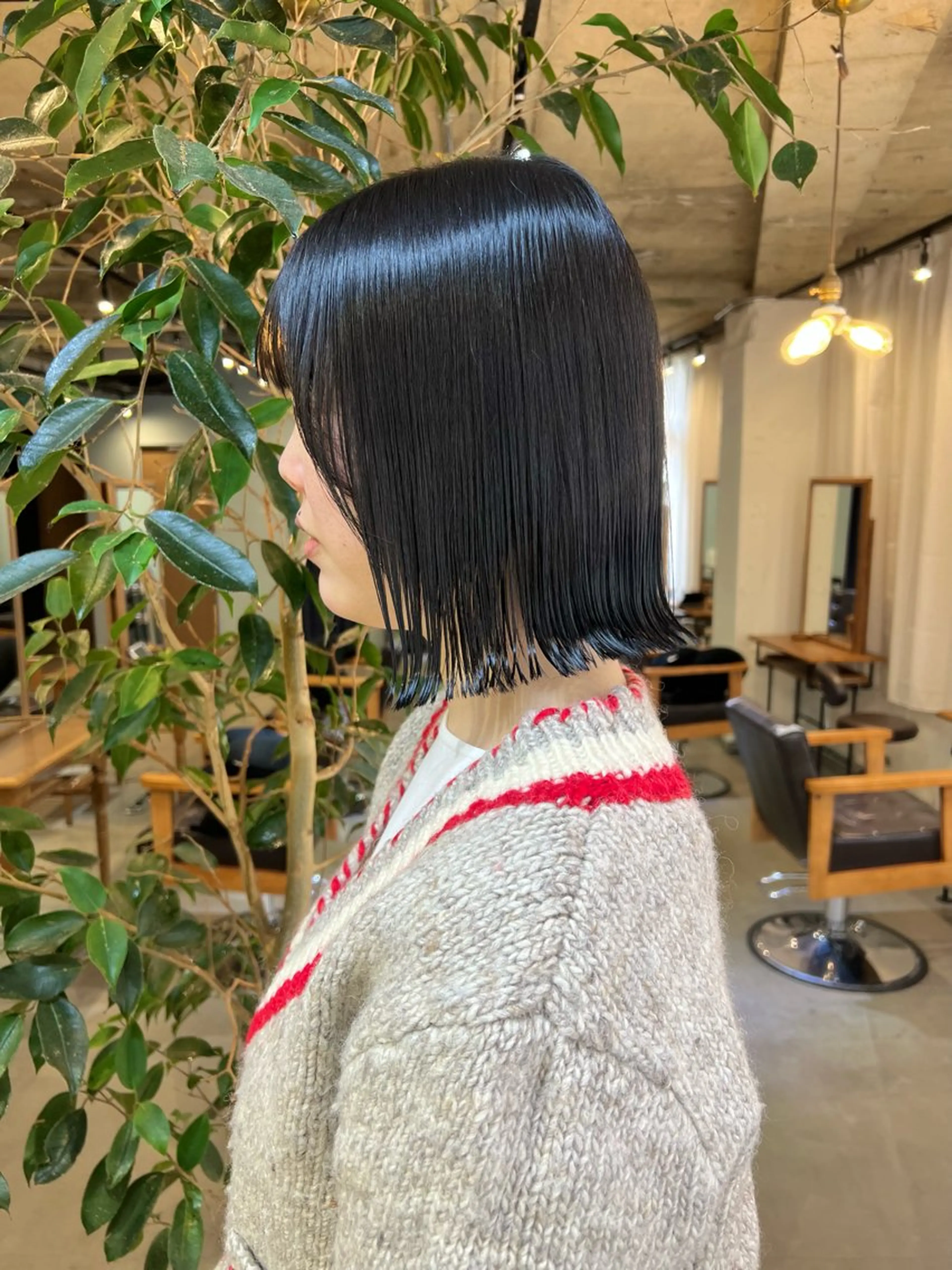 ミディアム カラー ブルーカラー ブルージュ ボブ カット ヘアカラー トリートメント ブリーチなしカラー 🌿‬脇黒丸 彩のヘアスタイル