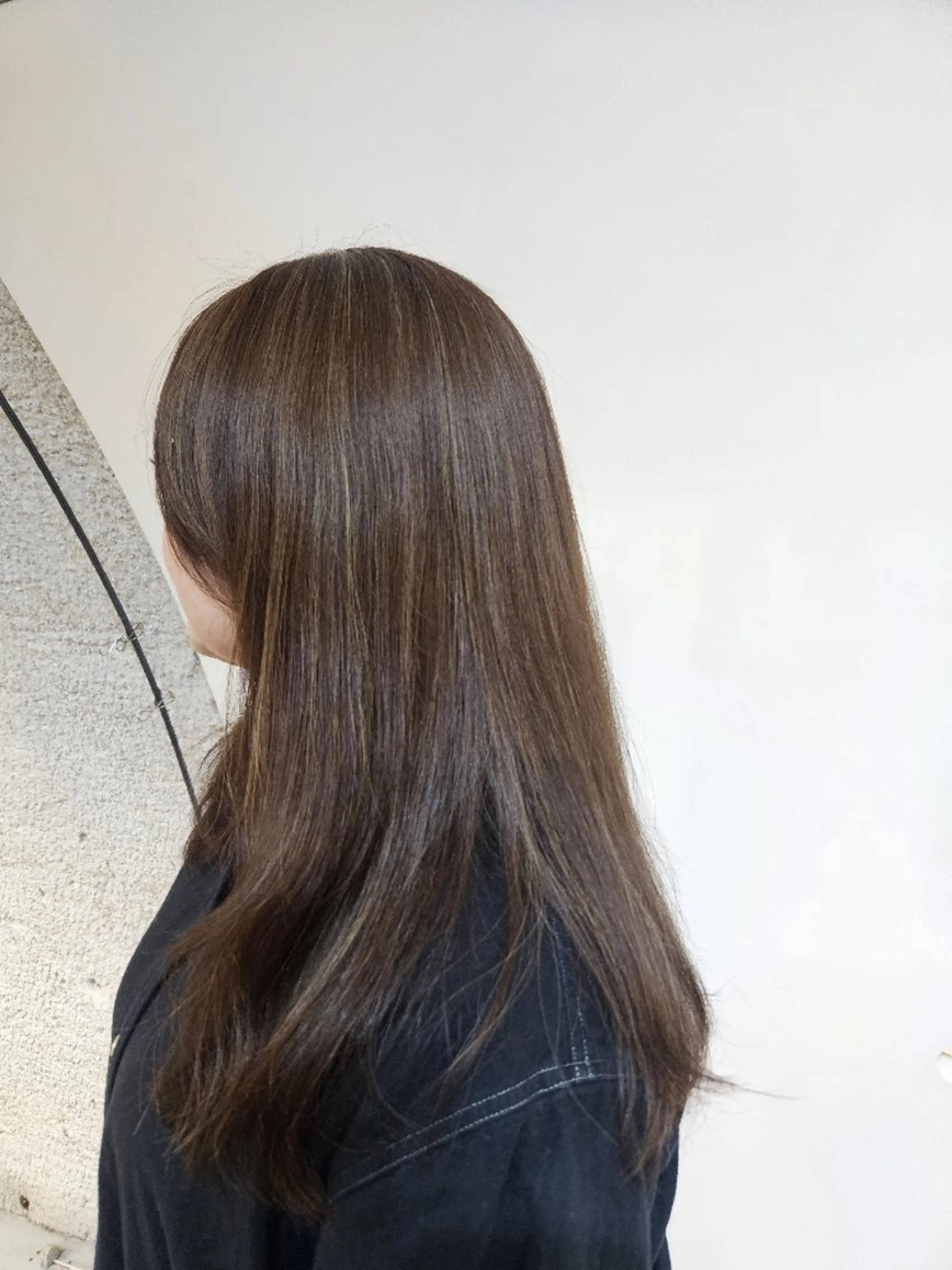 セミロング カット ヘアカラー トリートメント 滝 菜々子のヘアスタイル