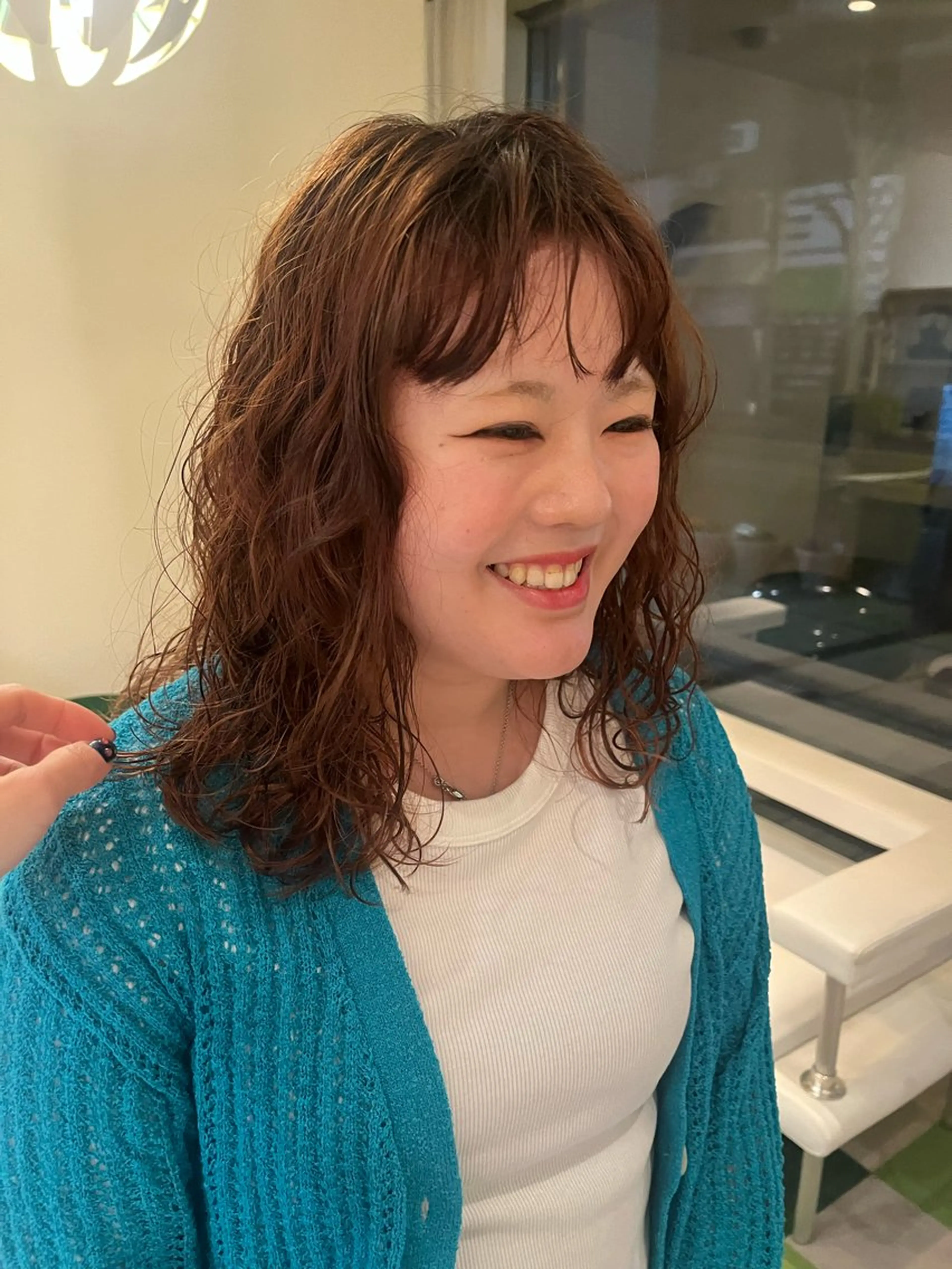 ミディアム パーマ PiED DE POULE POCHE所属・酒井 陽南乃のヘアスタイル