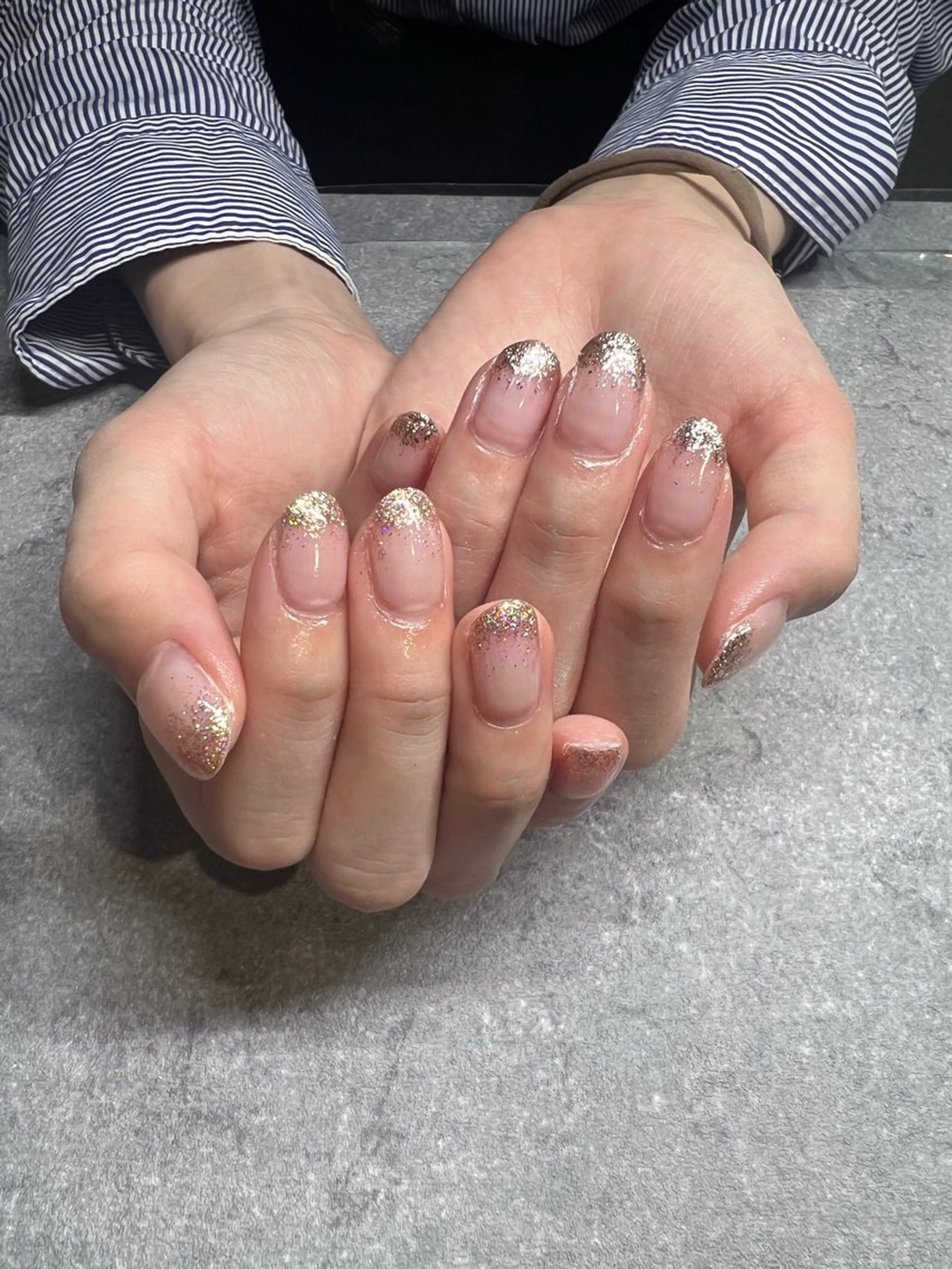 ネイル グラデーション ラメ(グリッター) ラメグラデーション ハンドネイル EYE LASH PLAZA&NAIL所属・Tanaka Yuriのネイルデザイン