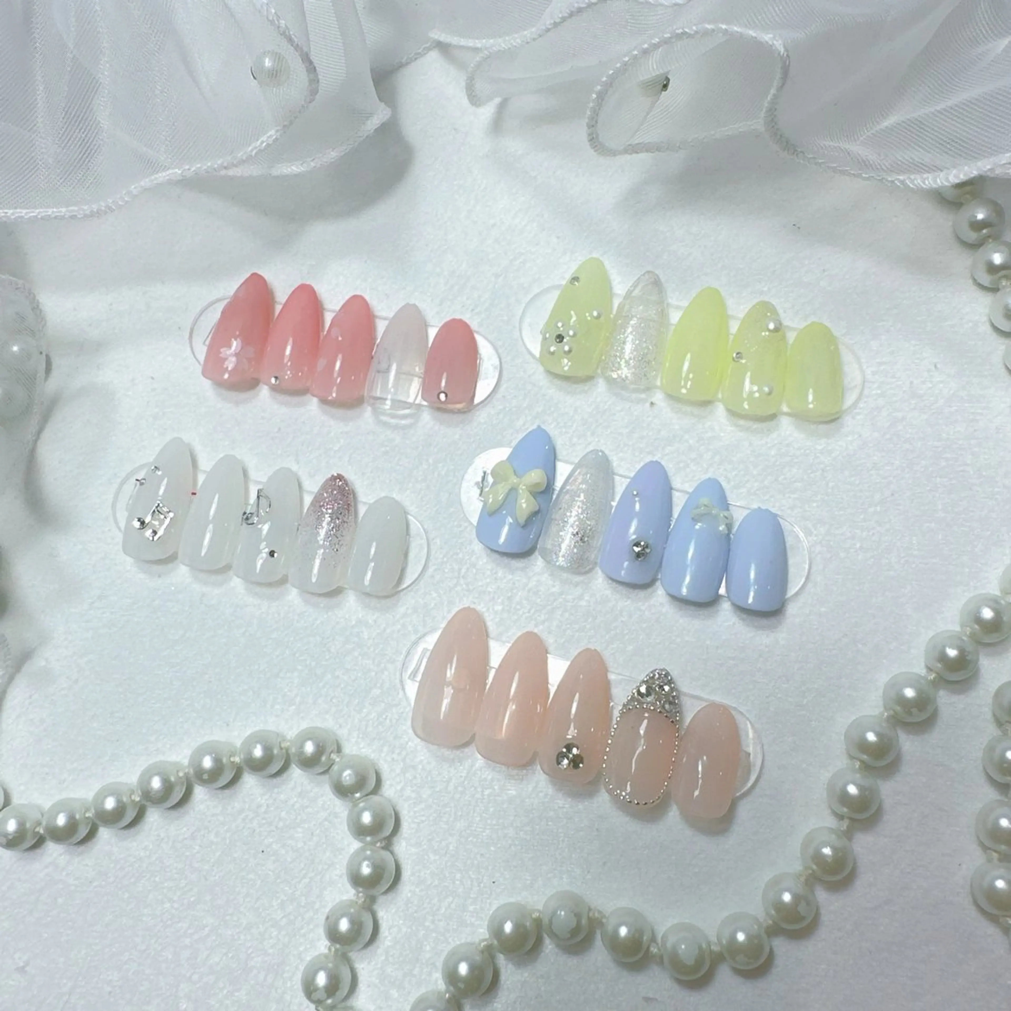 ネイル アートネイル フラッシュネイル フレンチネイル ジェルネイル ガラスフレンチ ハンドネイル You&Me Miyuのネイルデザイン