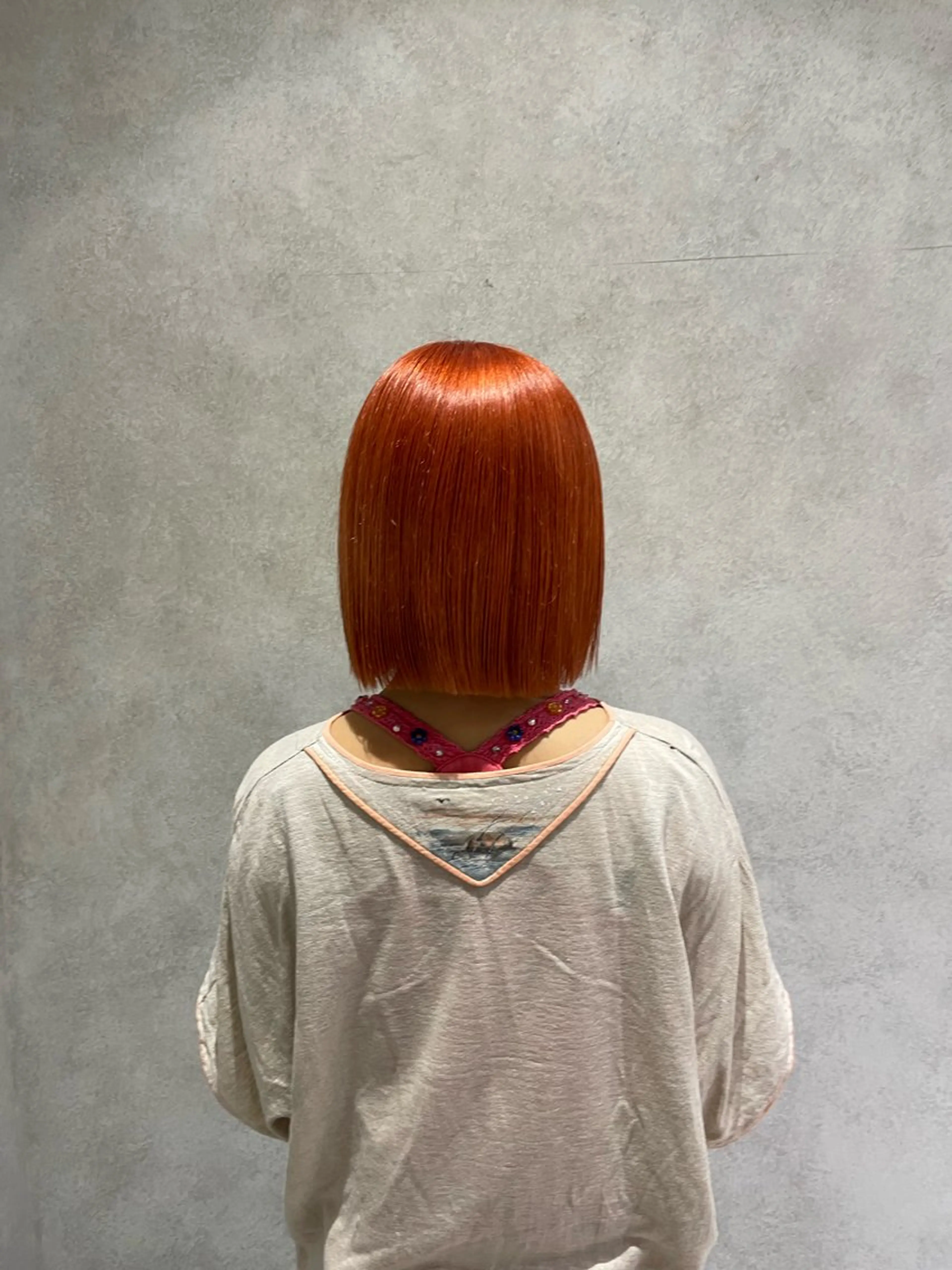 ブリーチ全頭＋オンカラーの写真