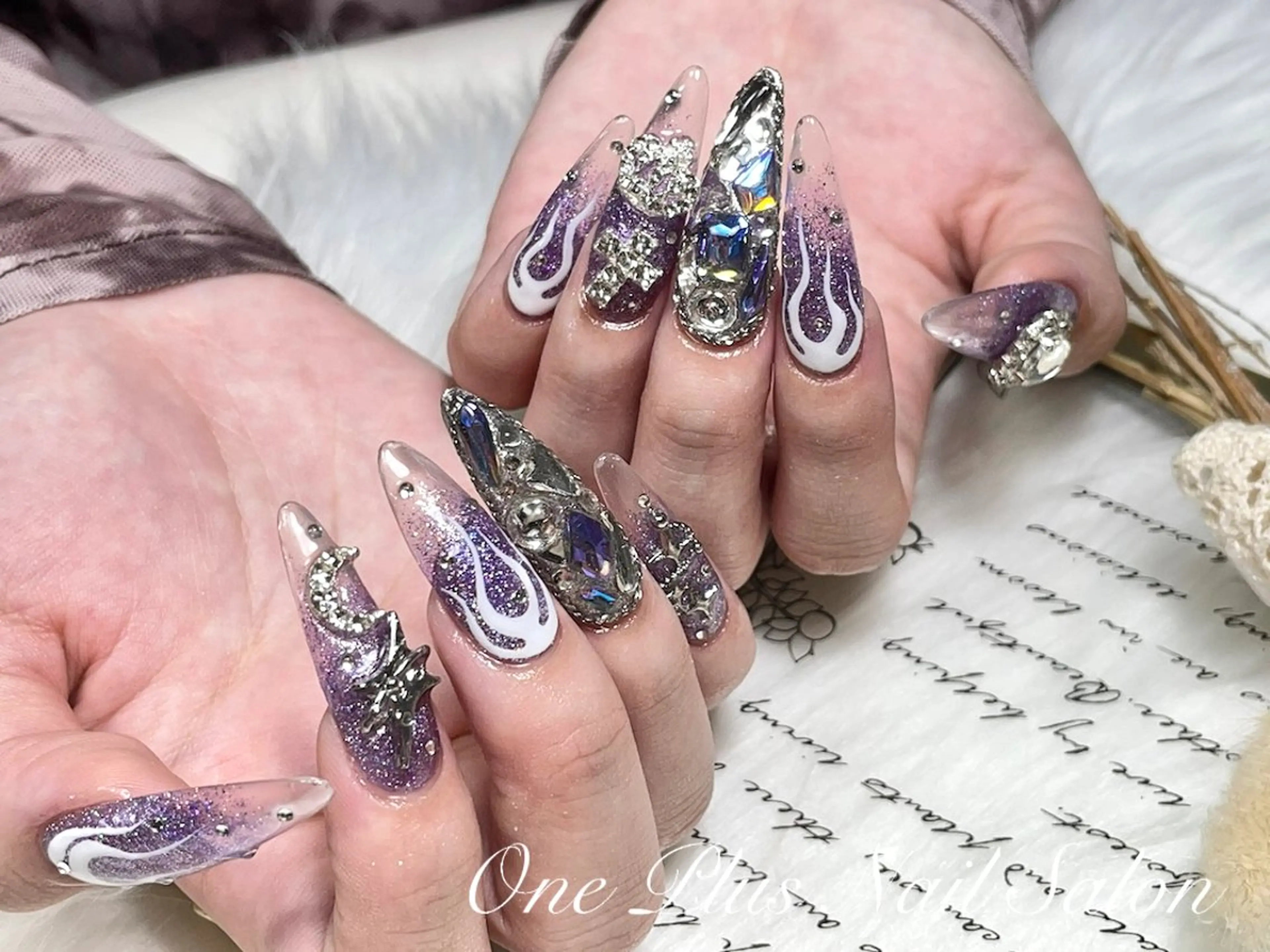 ネイル ハンドネイル One plus あやのネイルデザイン