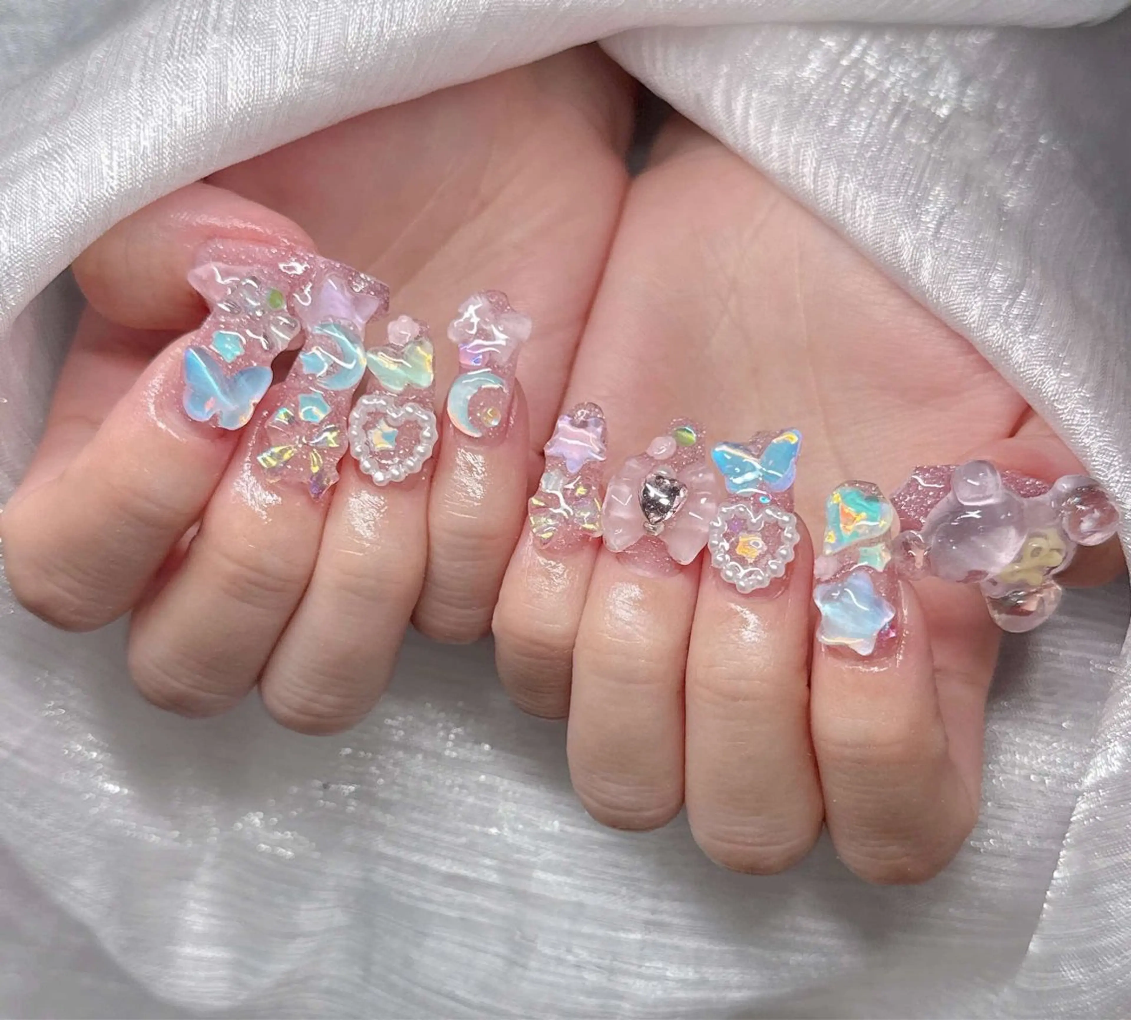 ネイル 長さ出し グラデーション 卒業式 キラキラネイル マグネットネイル ハンドネイル Lee Nailsのネイルデザイン