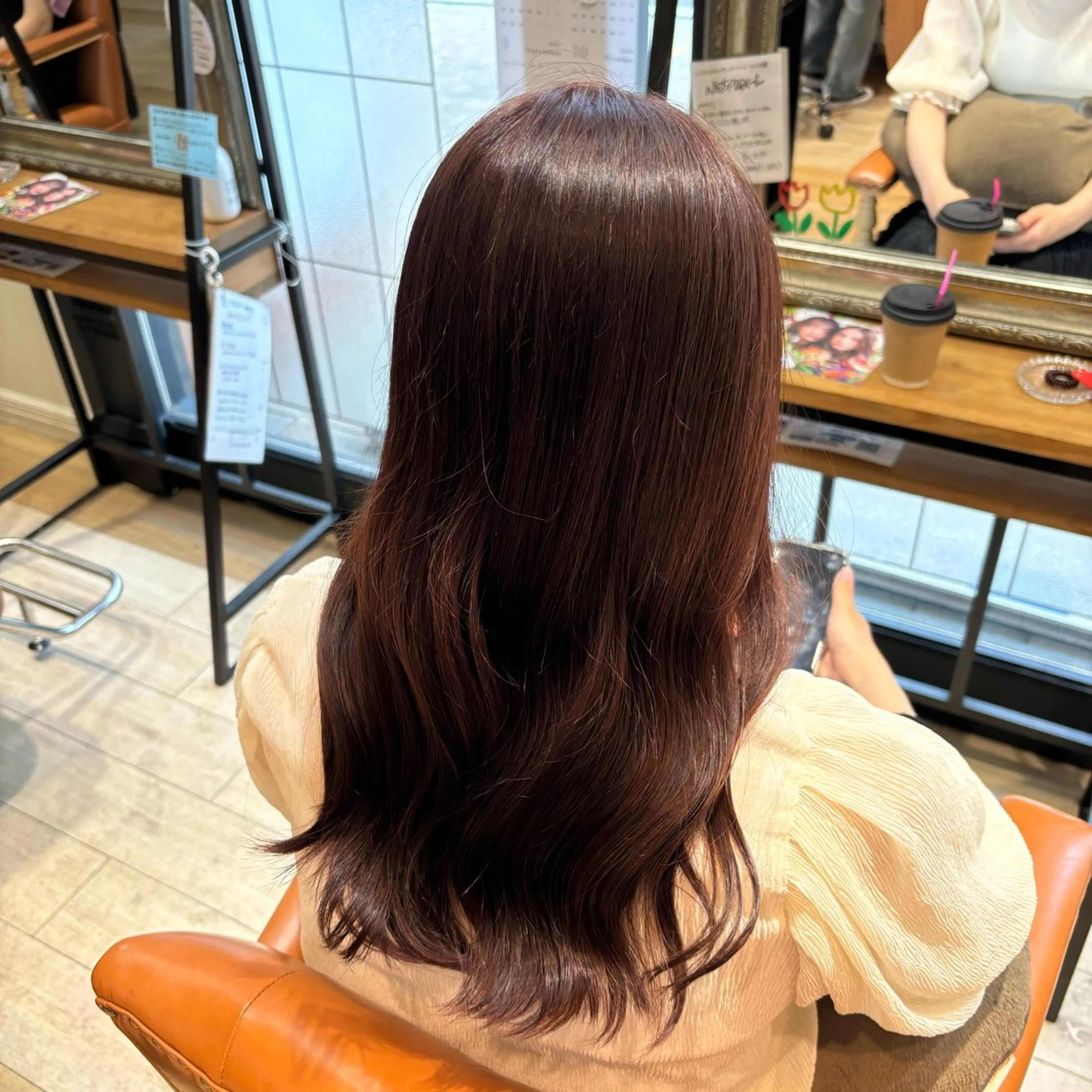 カラー ヘアカラー トリートメント しおり🍬 KOKORO🤍のヘアスタイル