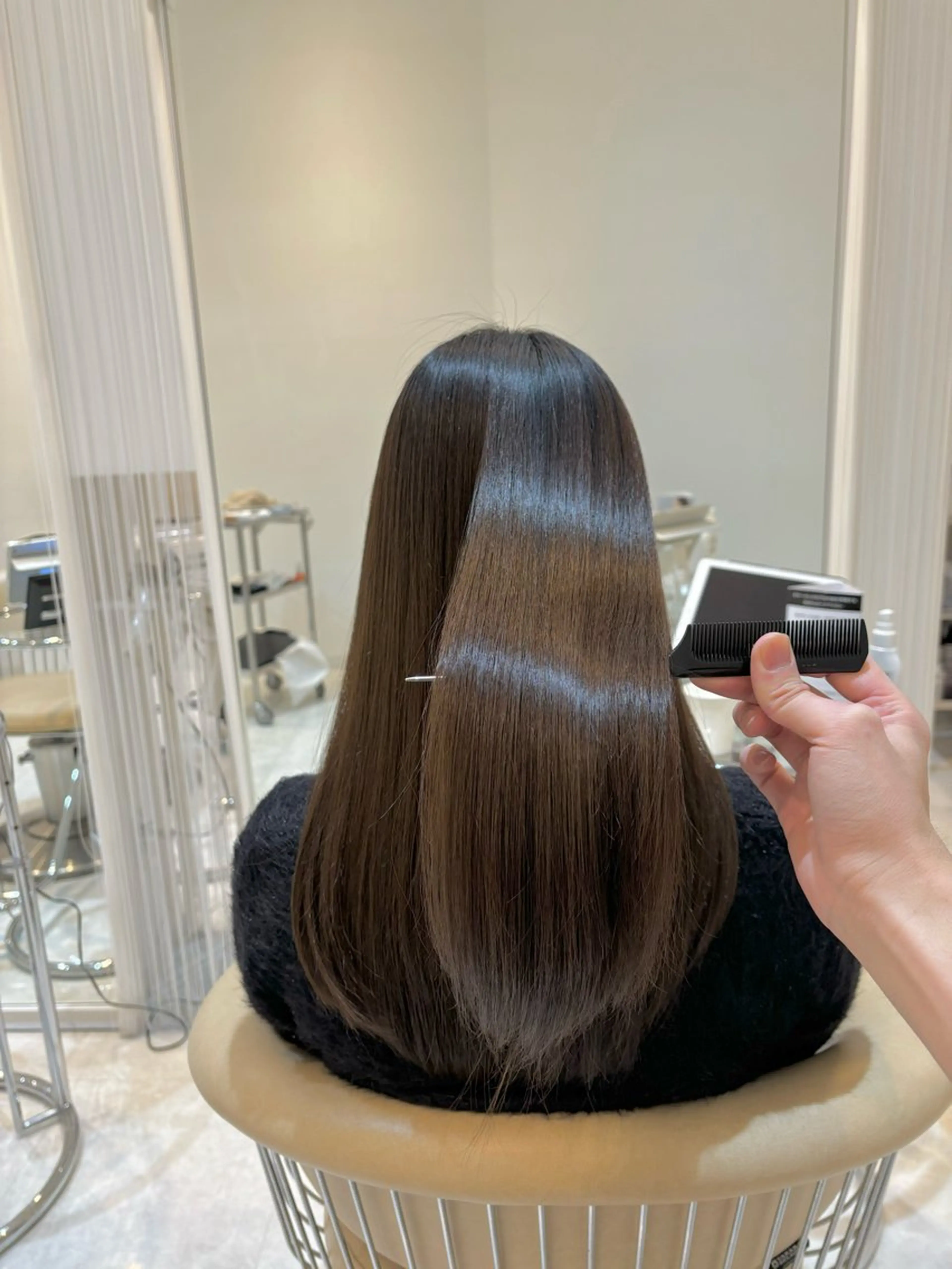 セミロング カット 縮毛矯正 山下 直哉のヘアスタイル