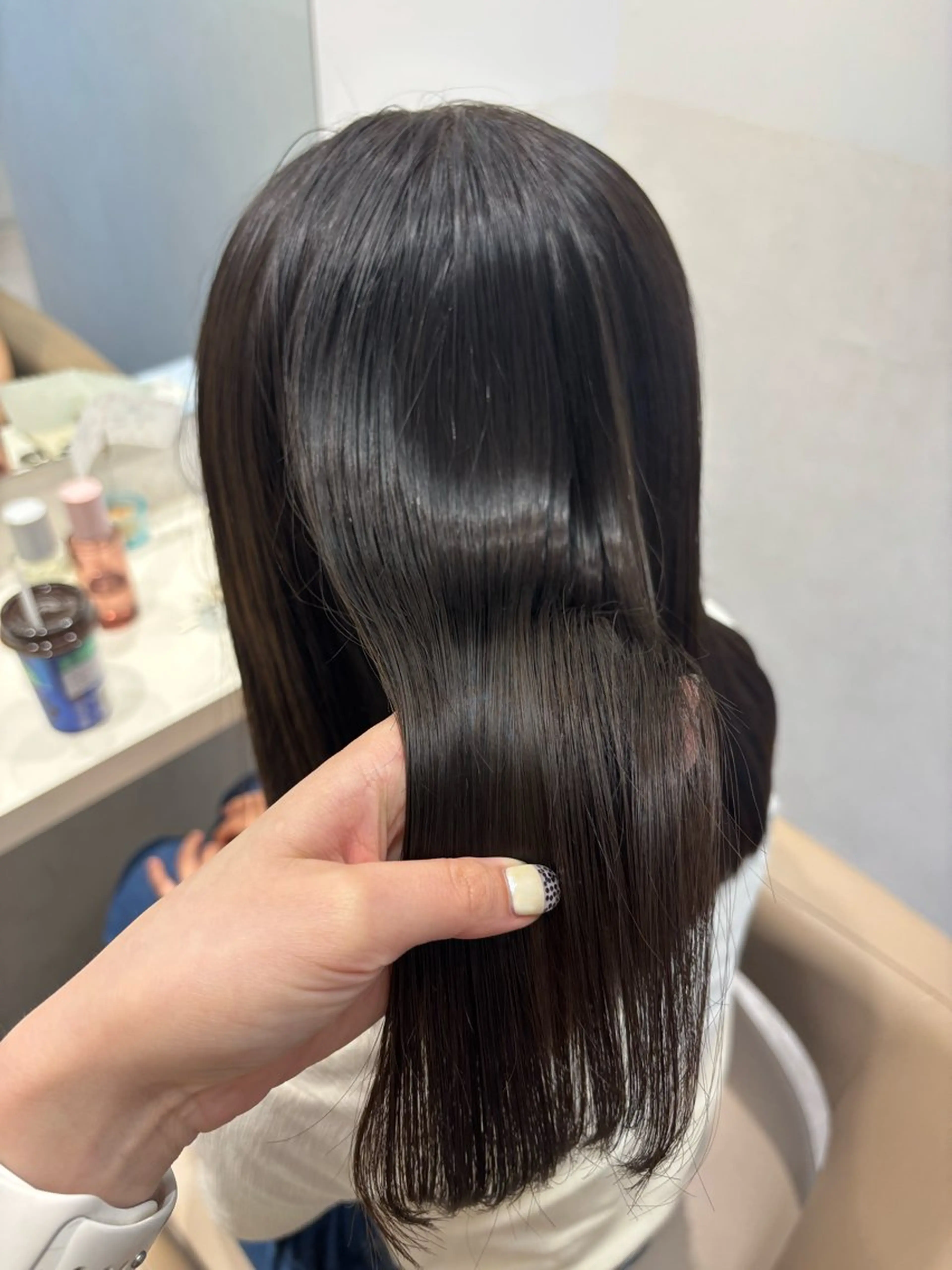 ミディアム カラー パーマ ヘアアレンジ カット ヘアカラー トリートメント ヘッドスパ ヘアセット 押切 響　のヘアスタイル