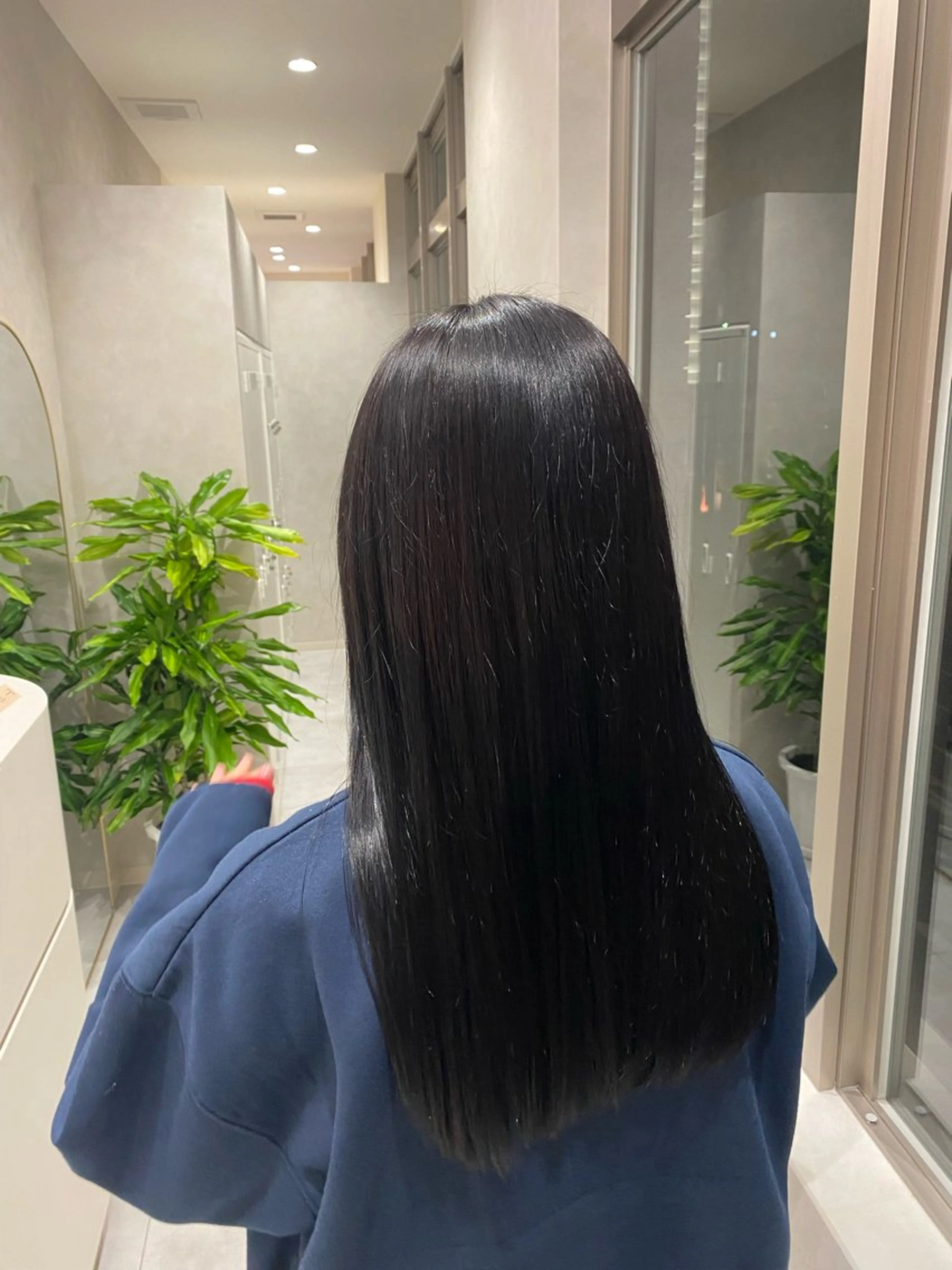 ロング カラー 黒髪 韓国ヘア・カラー 🩵SHIZUKUのヘアスタイル