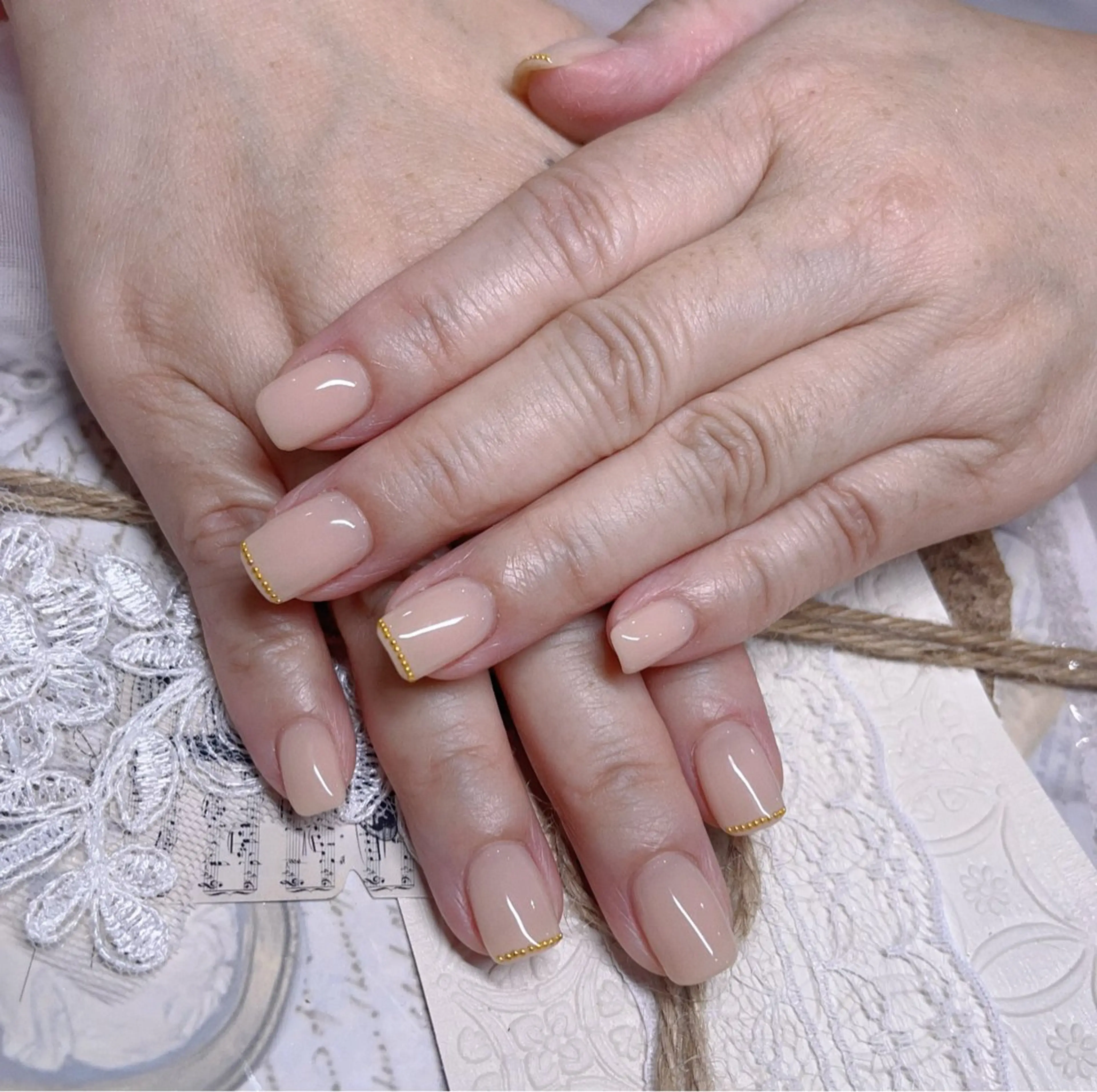 ネイル Fairyフェアリーネイルサロン所属・Nail Hibi サロンのネイルデザイン