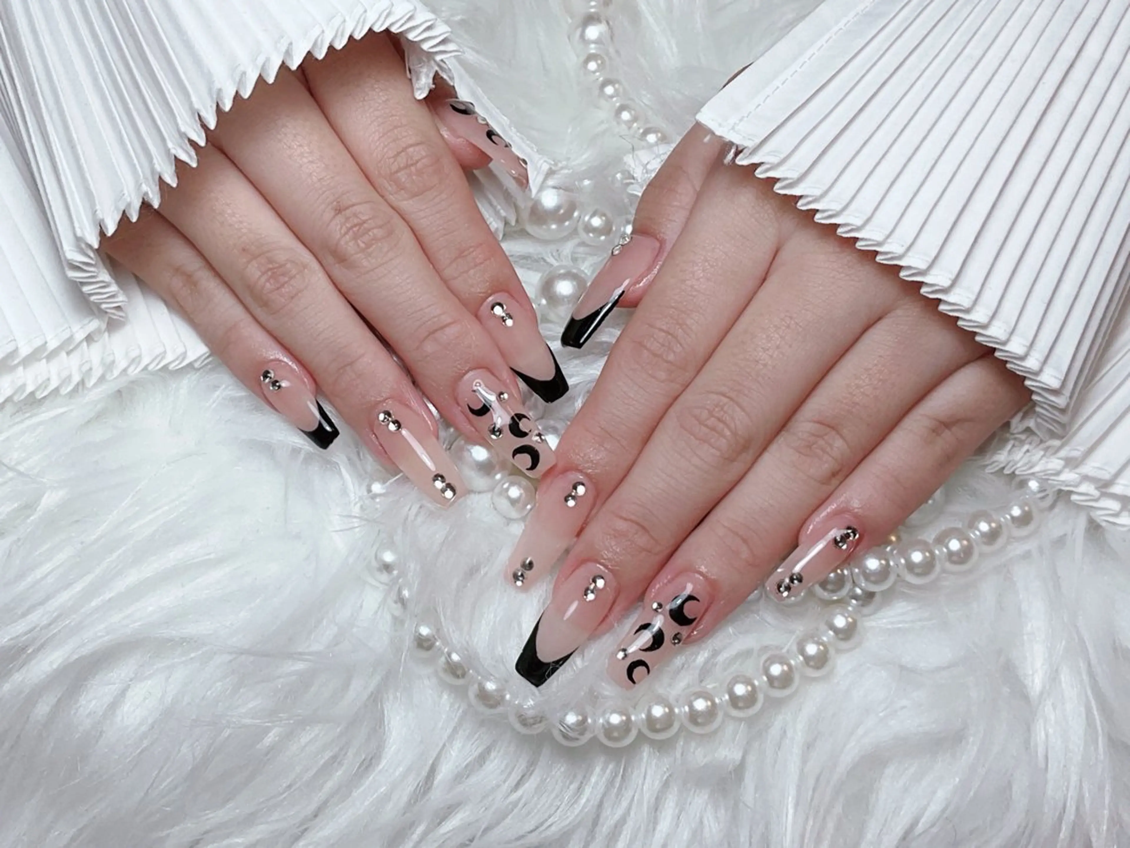 ネイル 🌈Yun nail hyejin💋のネイルデザイン