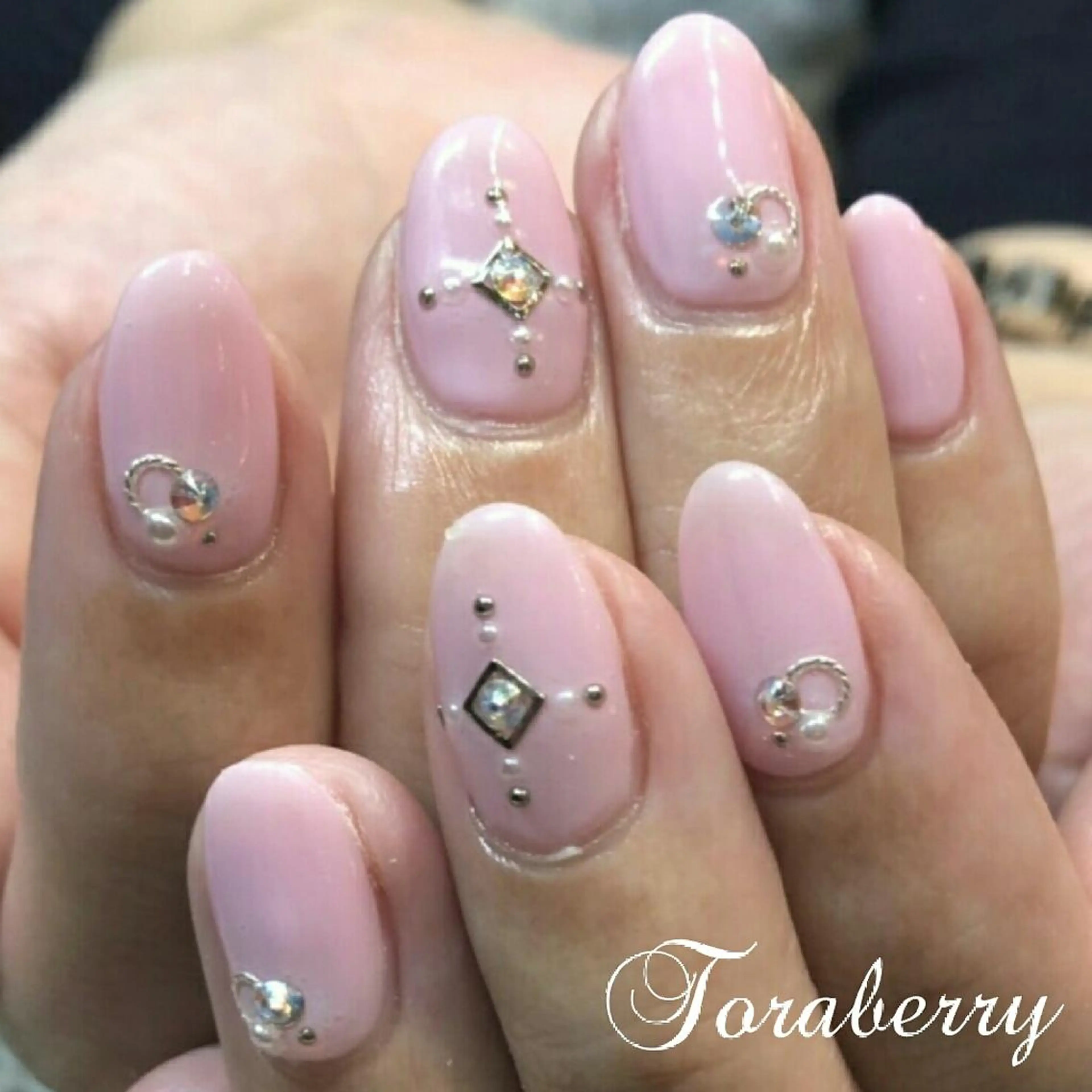 ネイル ハンドネイル ネイリスト なつみのネイルデザイン