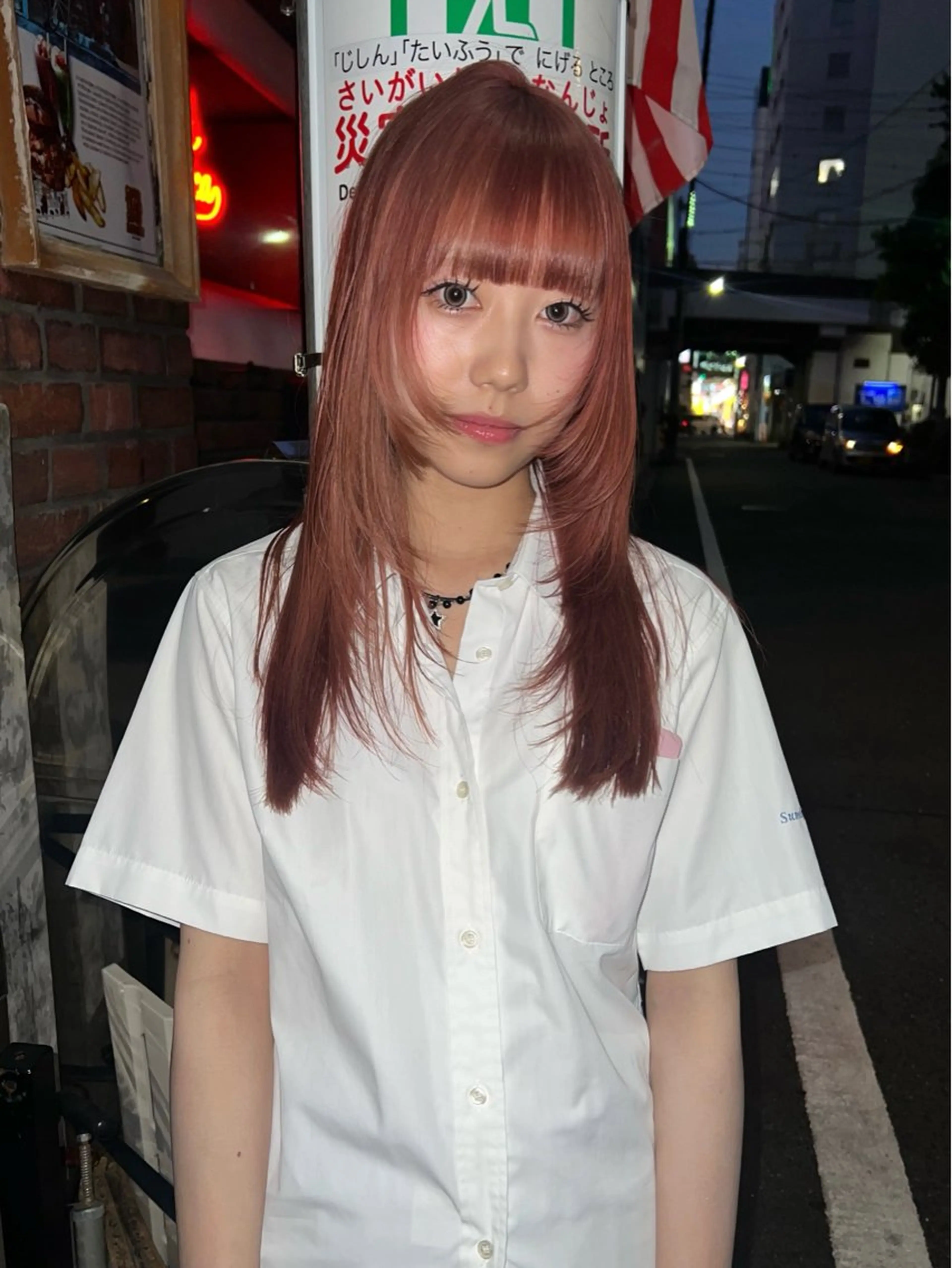 ロング カット ヘアカラー トリートメント 室屋 鈴音のヘアスタイル